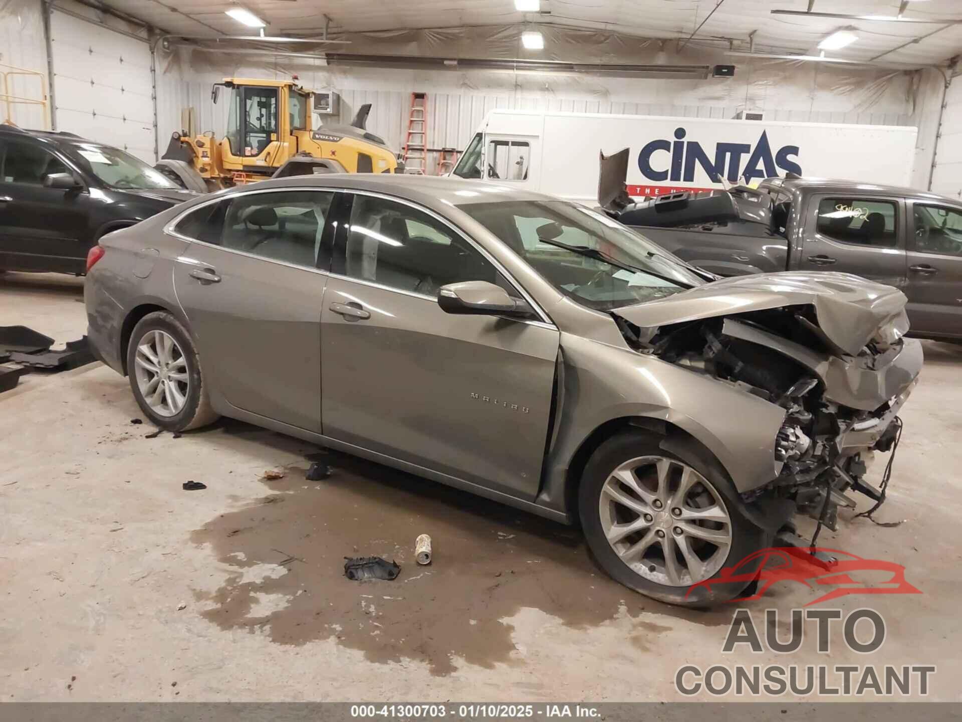 CHEVROLET MALIBU 2018 - 1G1ZD5STXJF194074