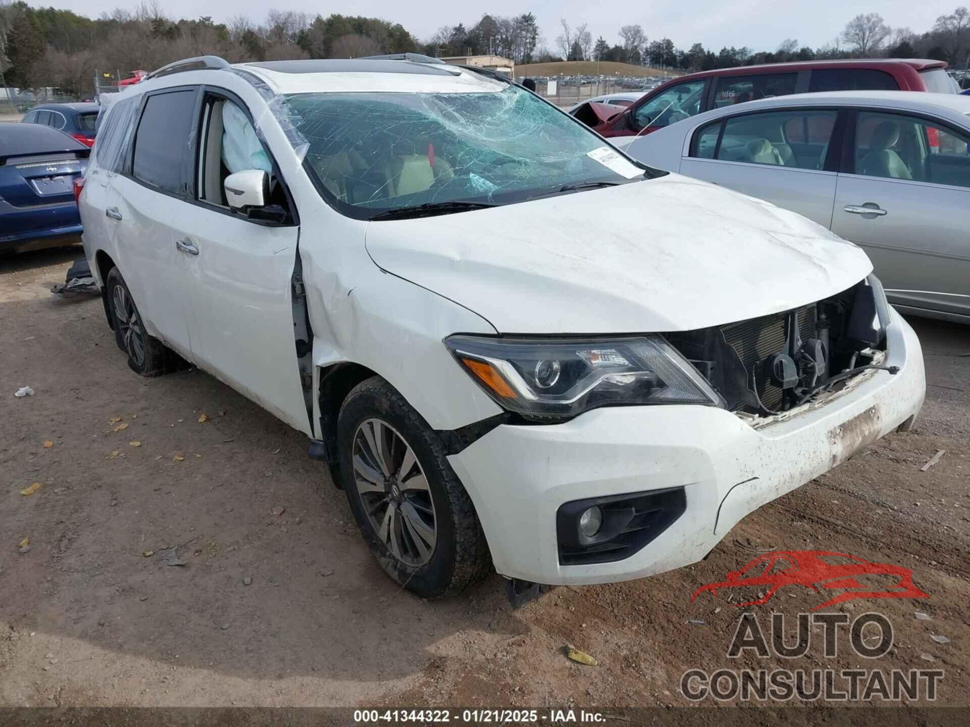 NISSAN PATHFINDER 2017 - 5N1DR2MM3HC659356