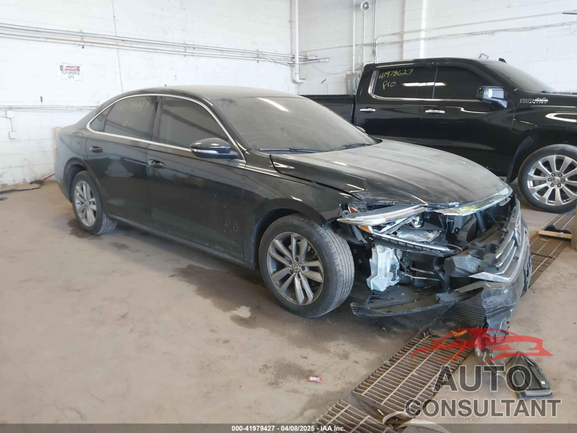 VOLKSWAGEN PASSAT 2020 - 1VWSA7A31LC026999