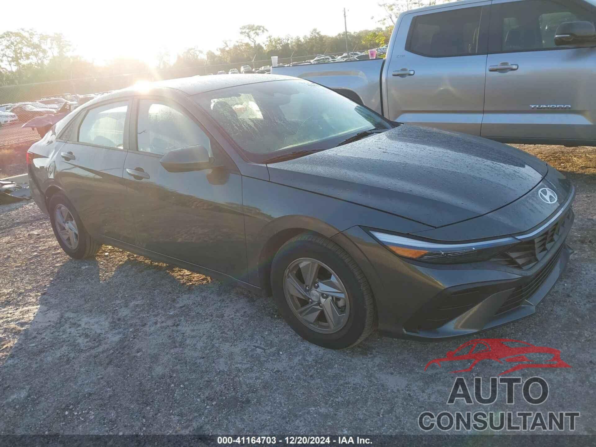 HYUNDAI ELANTRA 2024 - KMHLL4DG4RU769685