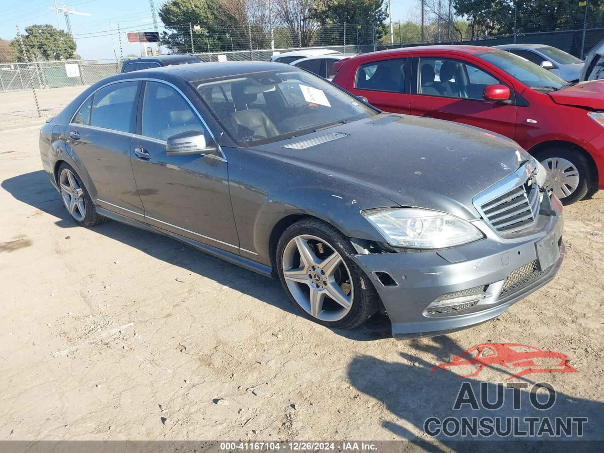 MERCEDES-BENZ S 550 2011 - WDDNG7BB0BA408610