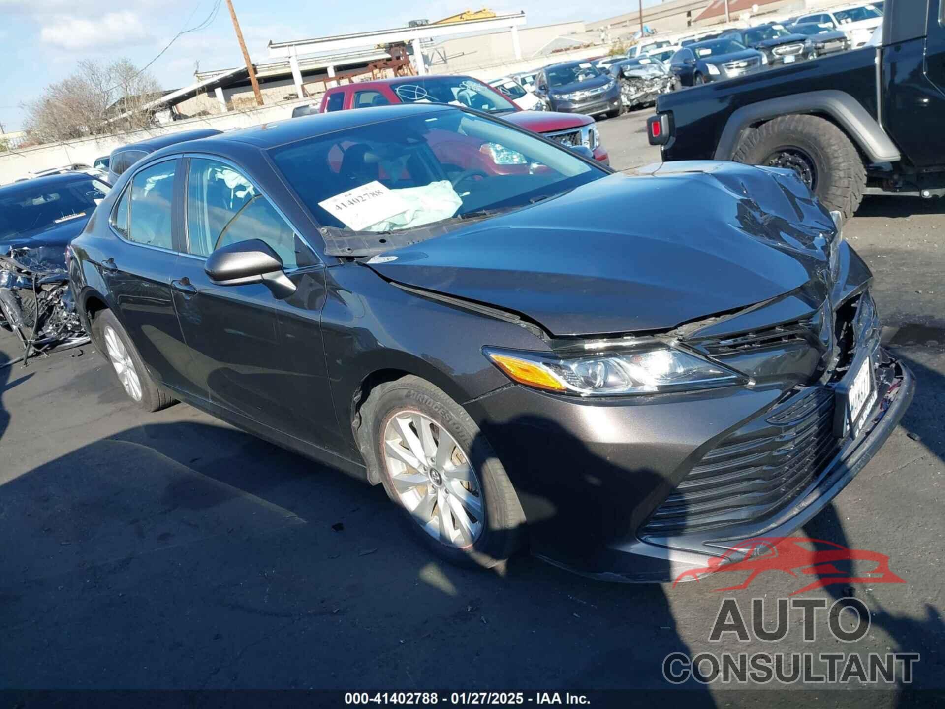 TOYOTA CAMRY 2019 - 4T1B11HK6KU856170