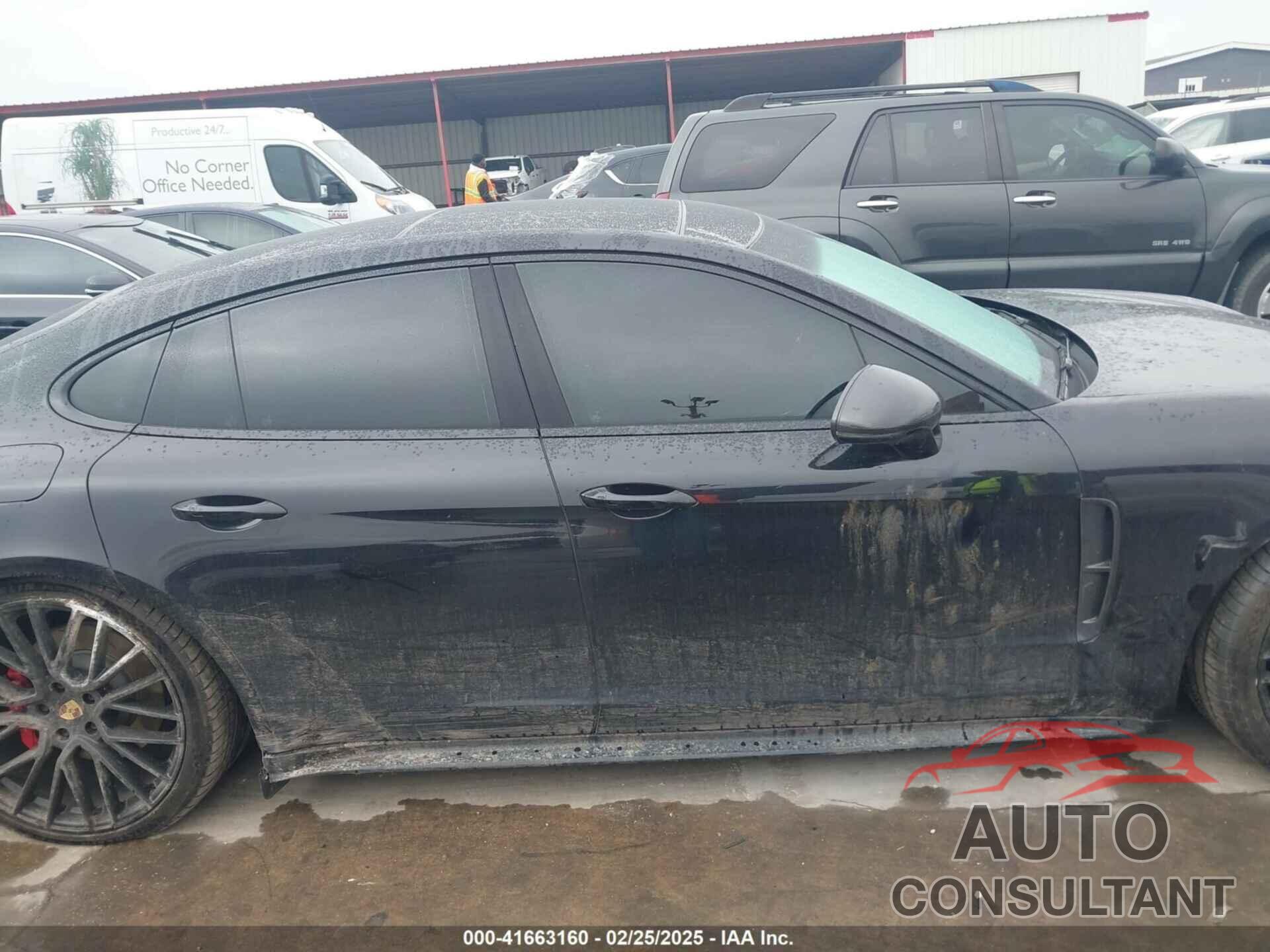 PORSCHE PANAMERA 2023 - WP0AG2A78PL135386