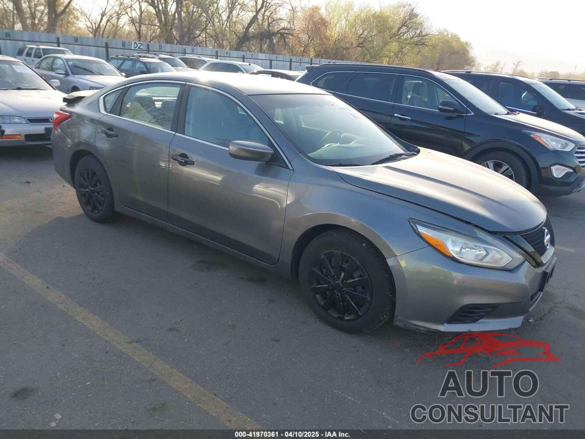 NISSAN ALTIMA 2017 - 1N4AL3AP8HC290593