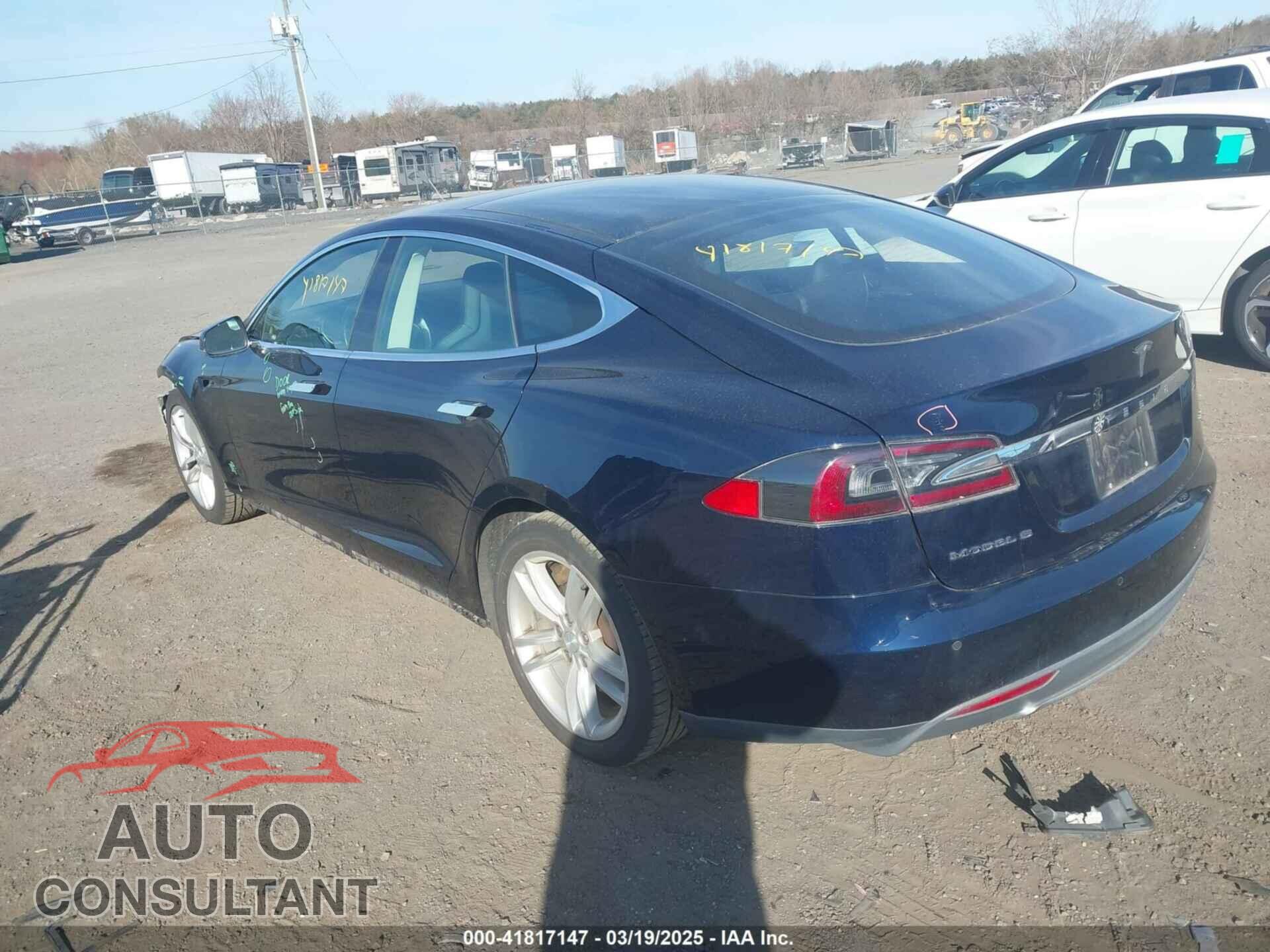 TESLA MODEL S 2013 - 5YJSA1CN7DFP28067
