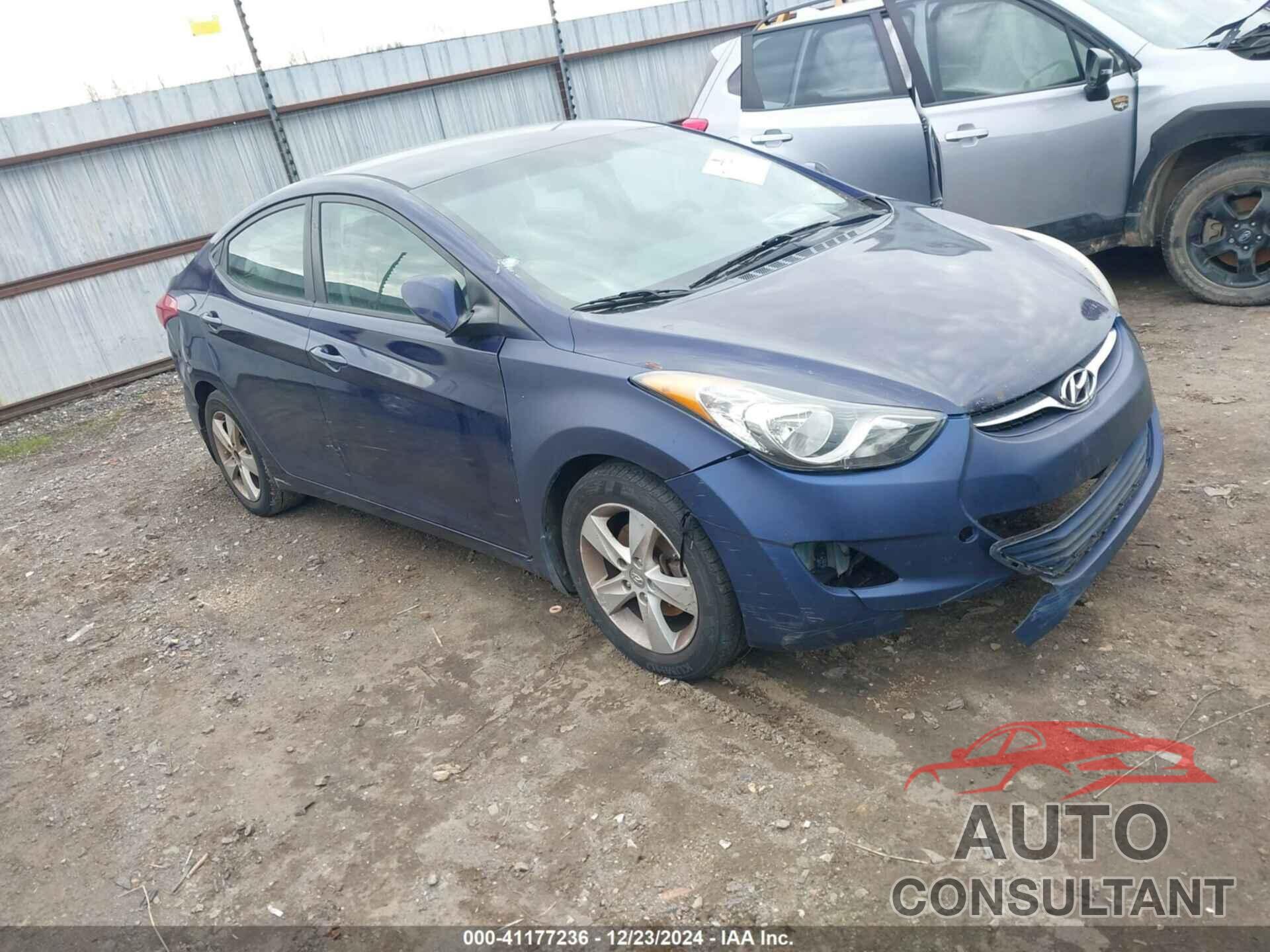 HYUNDAI ELANTRA 2013 - 5NPDH4AE9DH347623