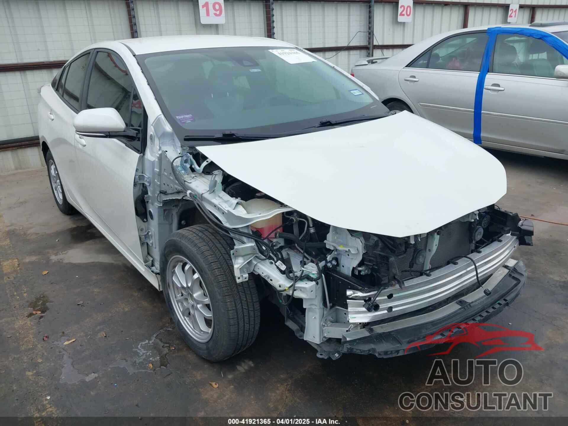 TOYOTA PRIUS 2018 - JTDKBRFU2J3064445