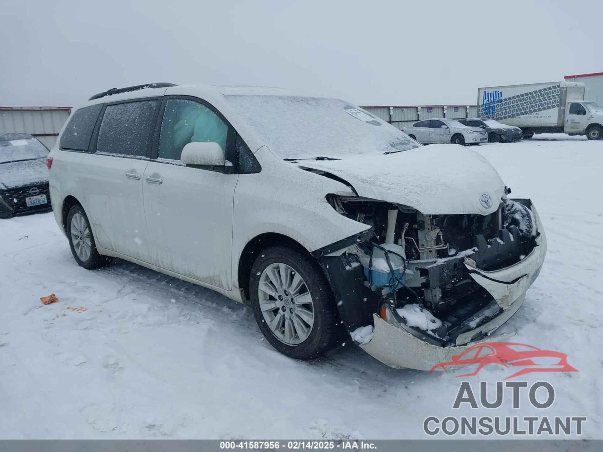 TOYOTA SIENNA 2015 - 5TDDK3DC3FS102495