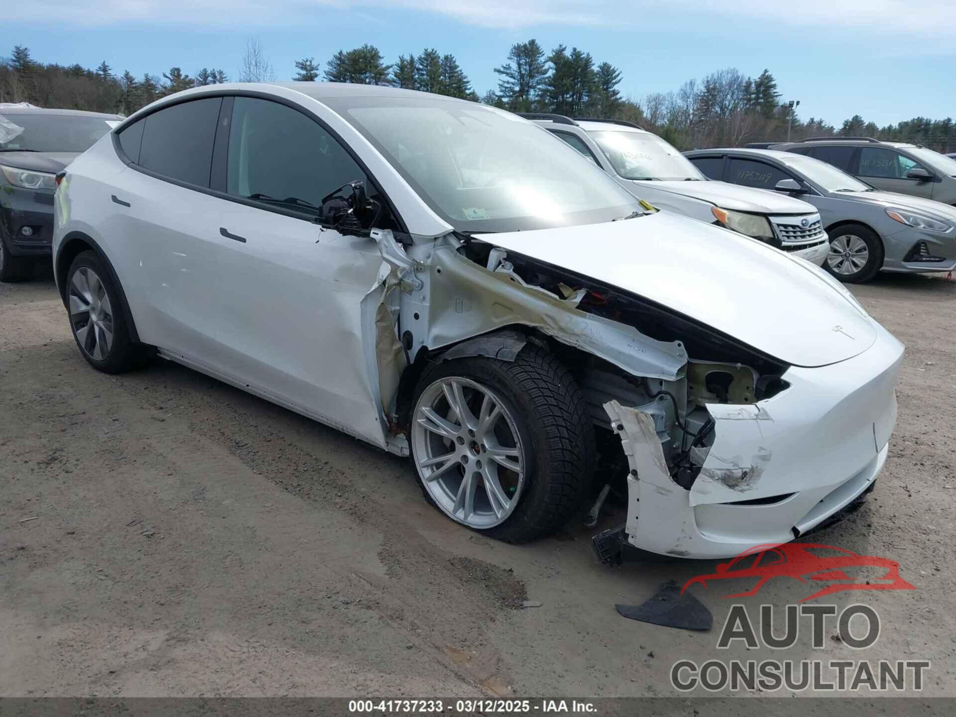 TESLA MODEL Y 2023 - 7SAYGAEE8PF792969