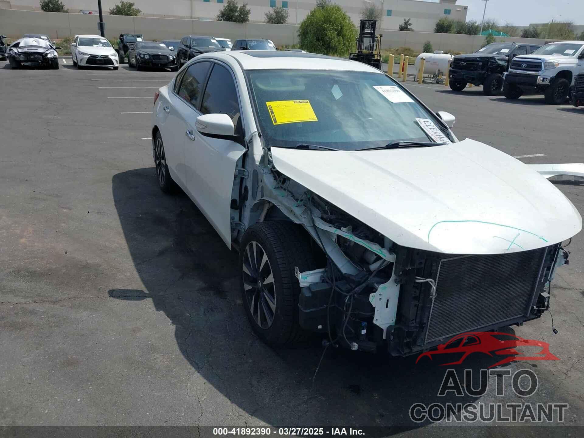 NISSAN ALTIMA 2018 - 1N4AL3AP4JC186544