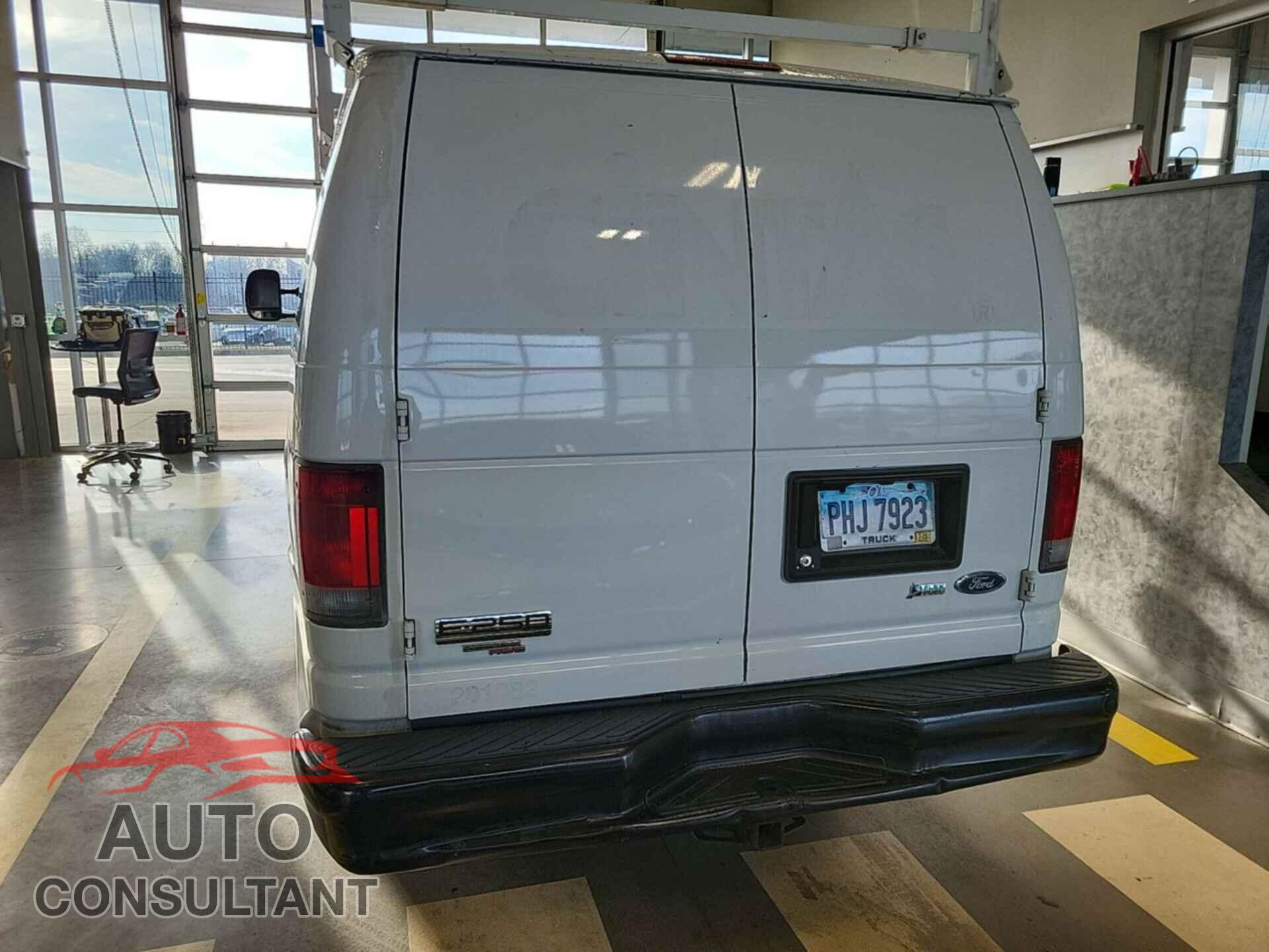FORD ECONOLINE 2011 - 1FTNS2EL8BDA68296