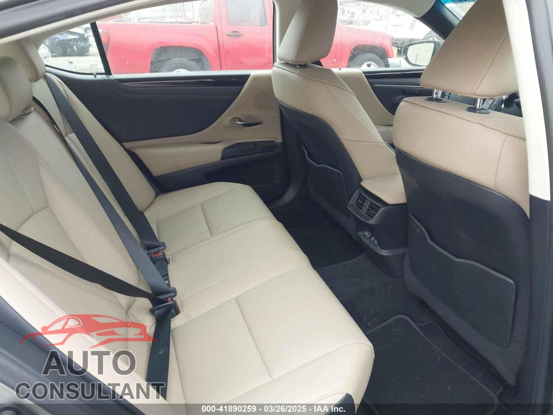 LEXUS ES 300H 2021 - 58ADA1C16MU008146