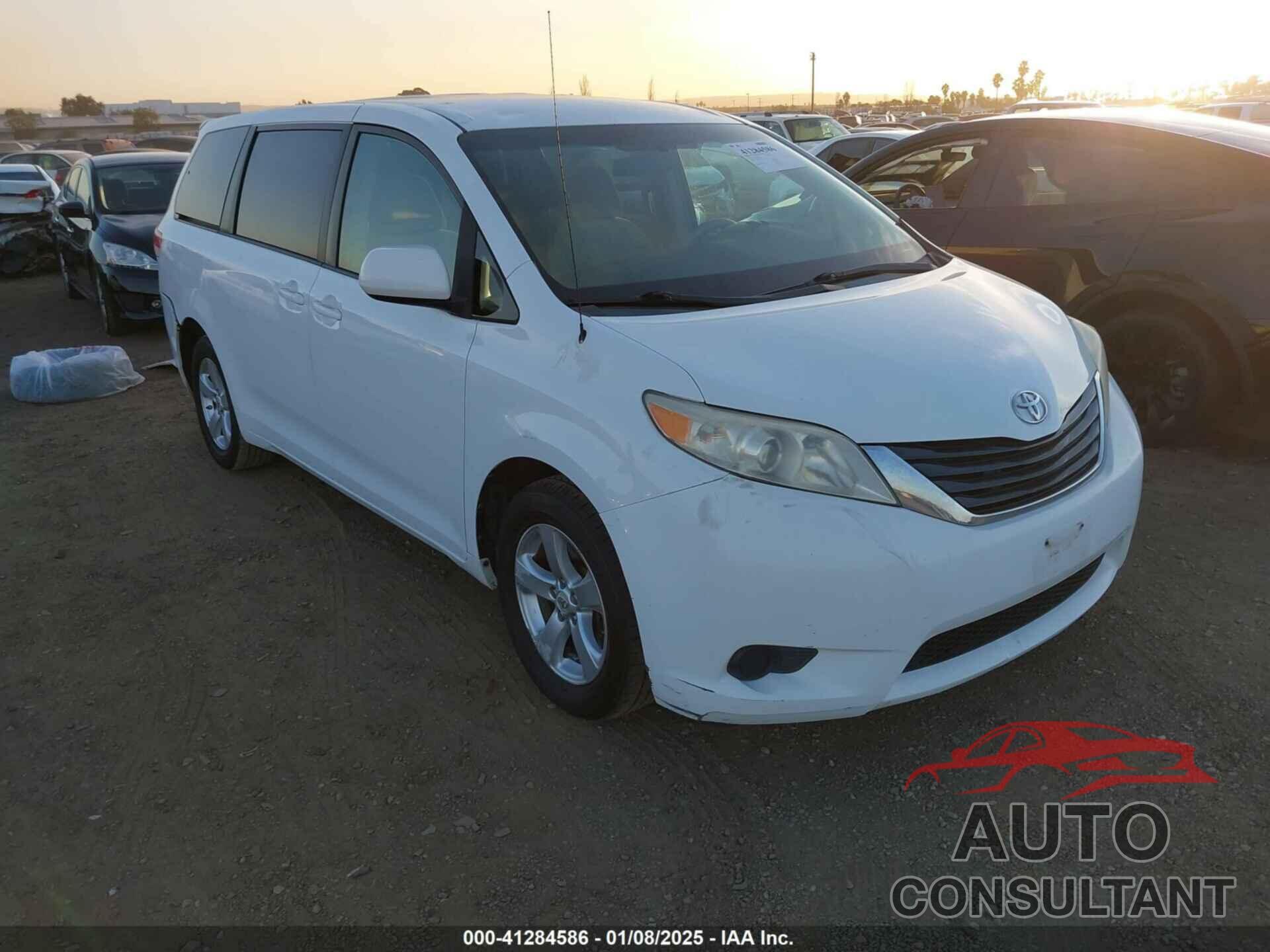 TOYOTA SIENNA 2012 - 5TDKA3DC9CS014900