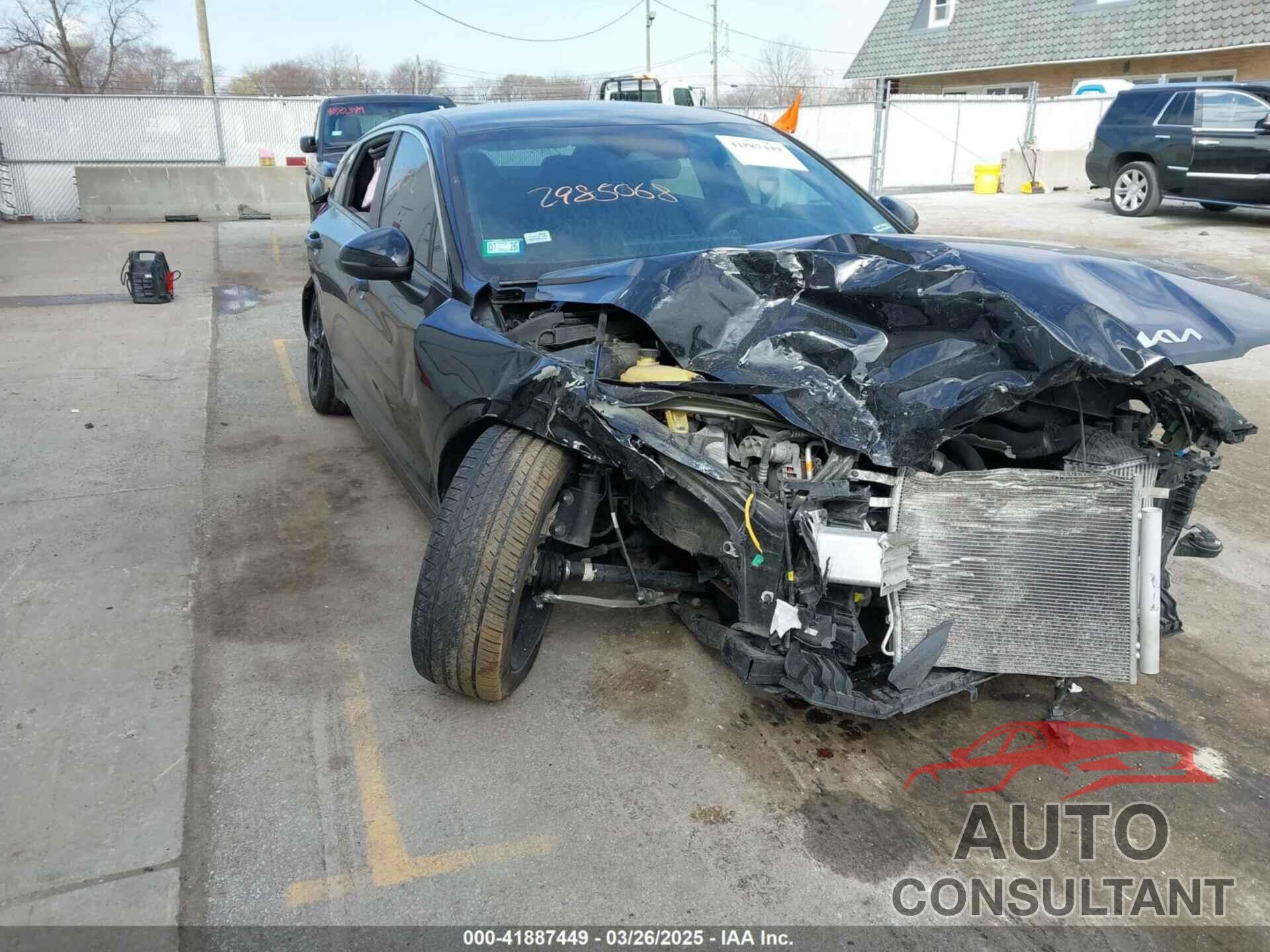 KIA K5 2022 - 5XXG64J26NG166520