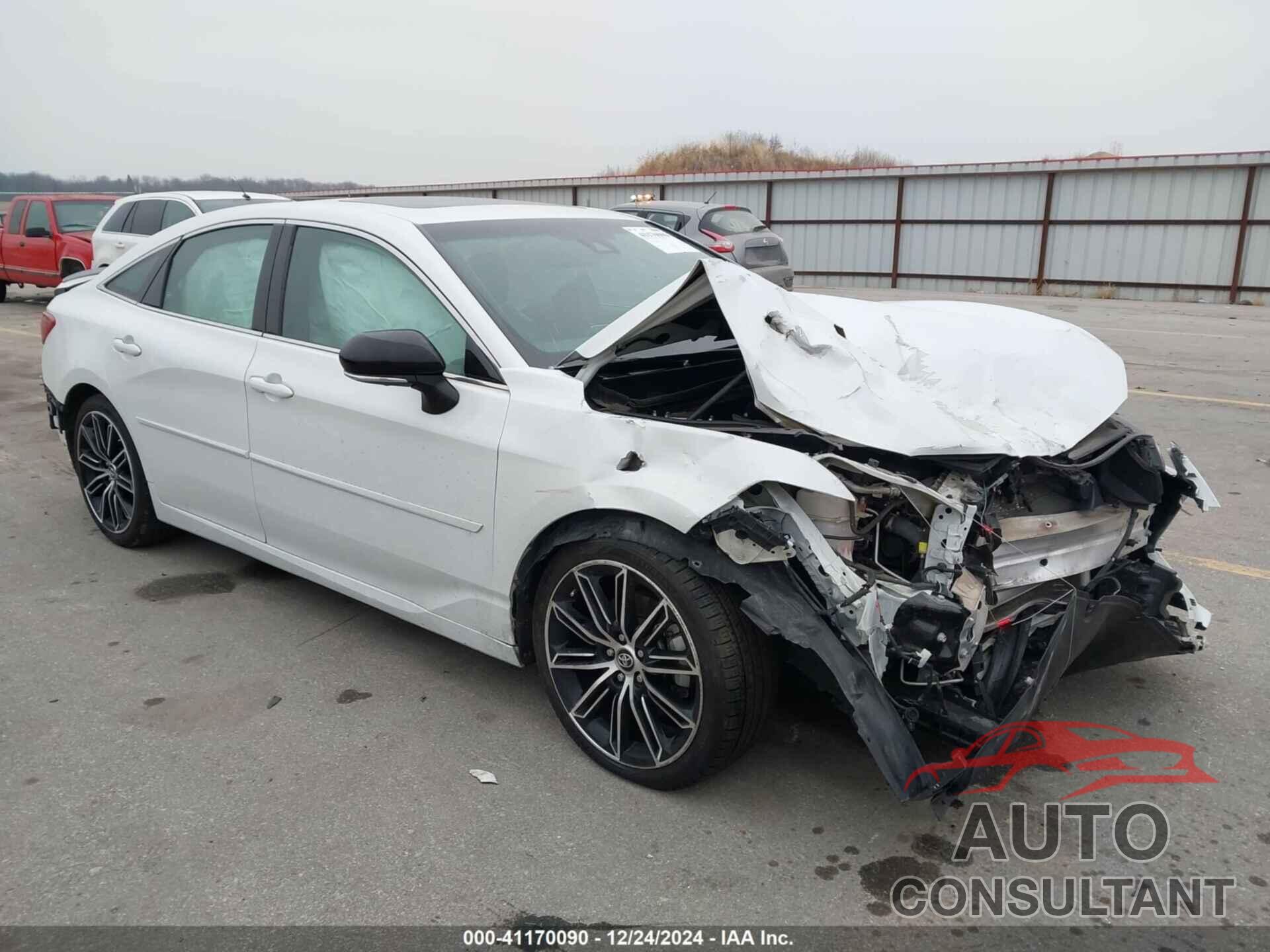 TOYOTA AVALON 2019 - 4T1BZ1FB1KU035036