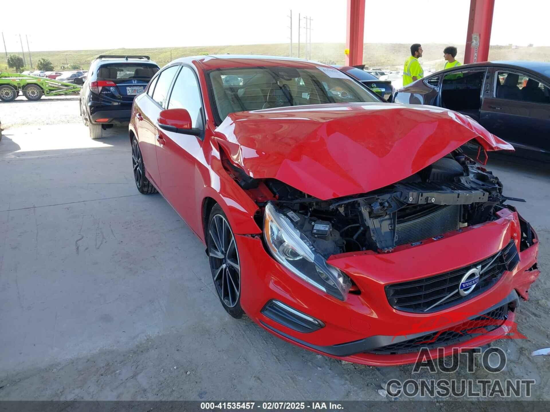 VOLVO S60 2018 - YV140MTL8J2460974