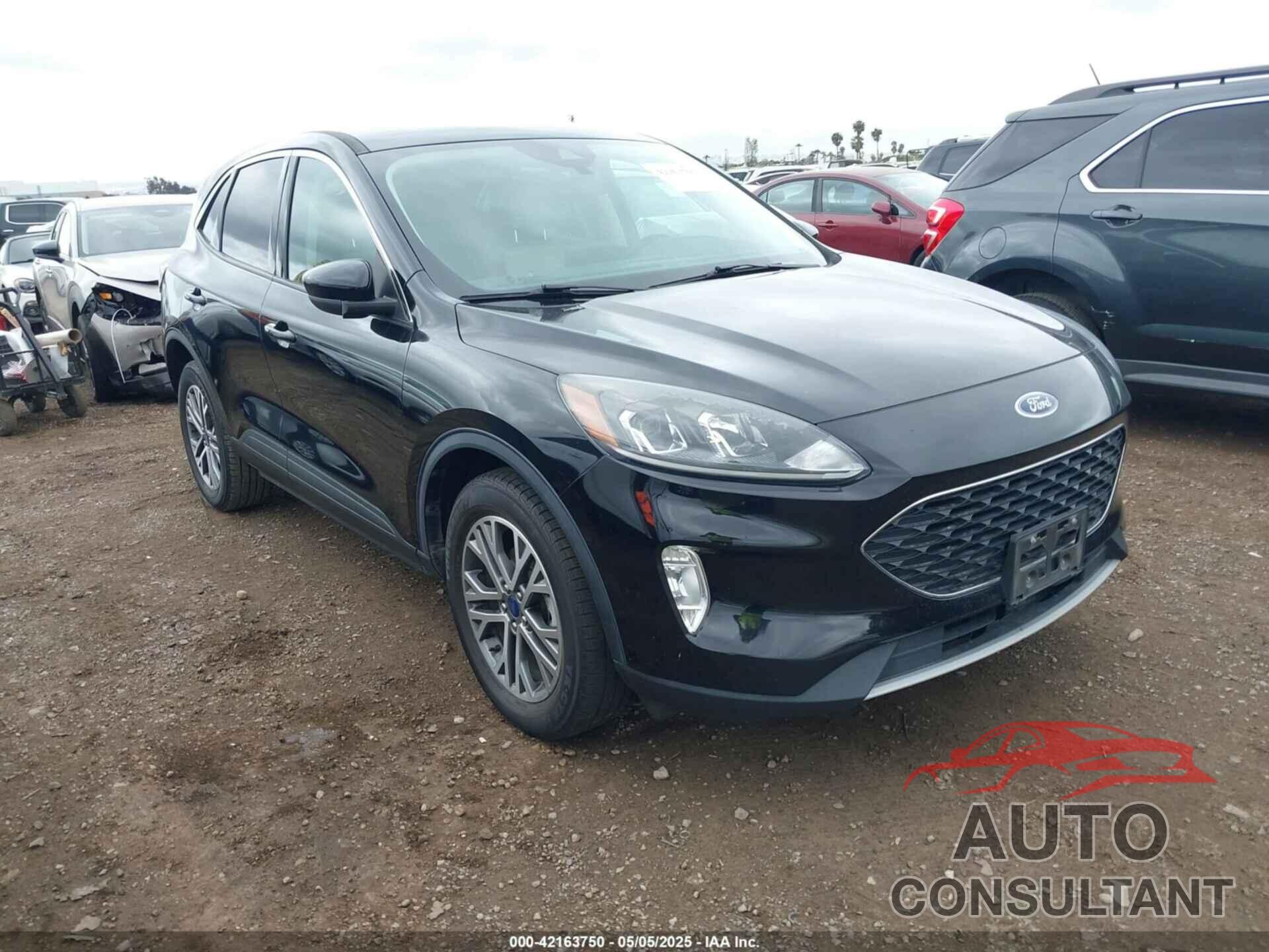 FORD ESCAPE 2022 - 1FMCU9H96NUA75175
