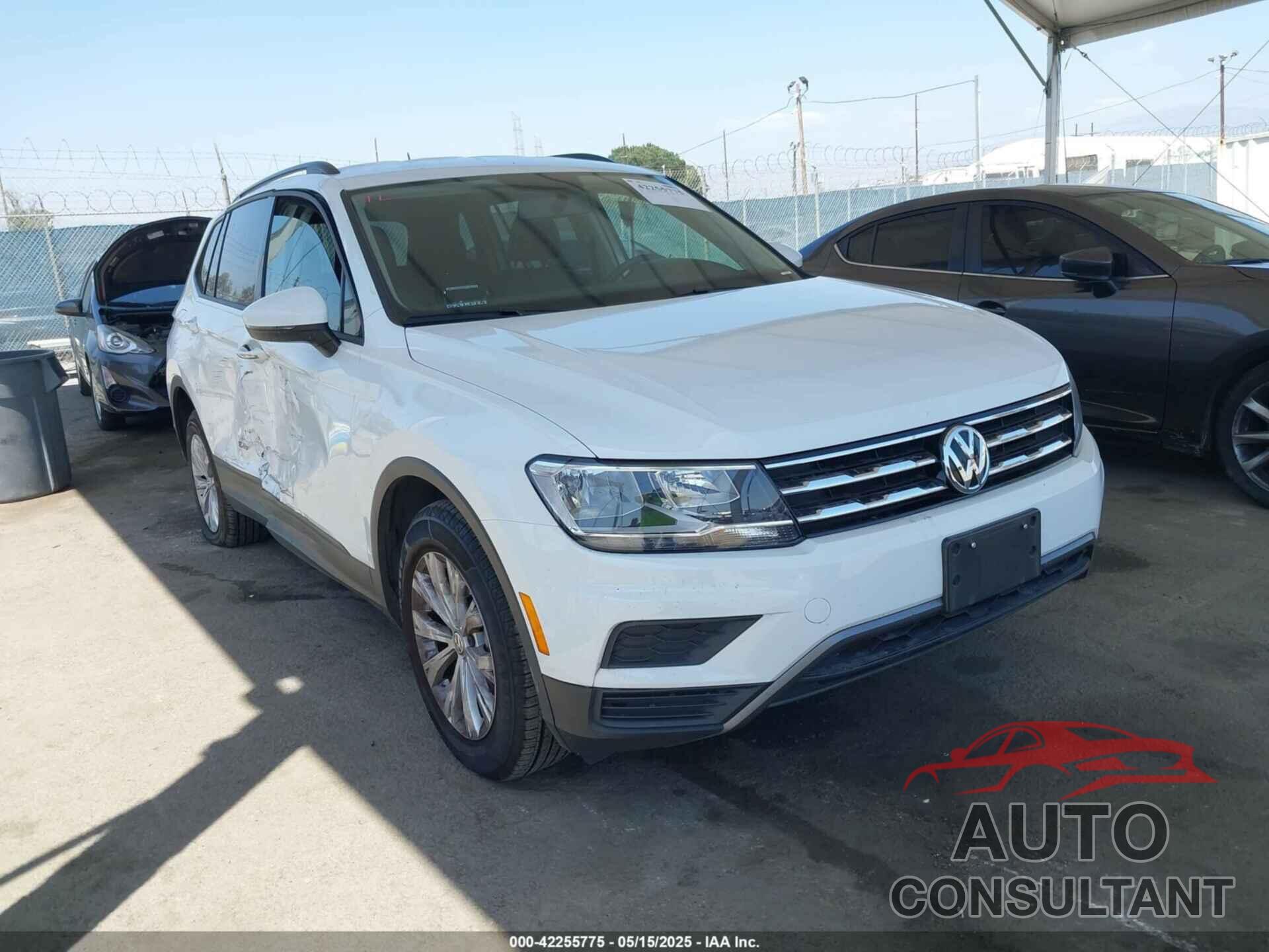 VOLKSWAGEN TIGUAN 2019 - 3VV1B7AX2KM176326