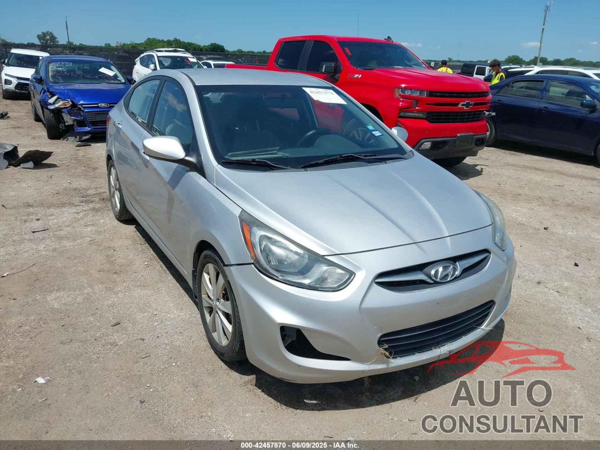 HYUNDAI ACCENT 2012 - KMHCU4AEXCU186433