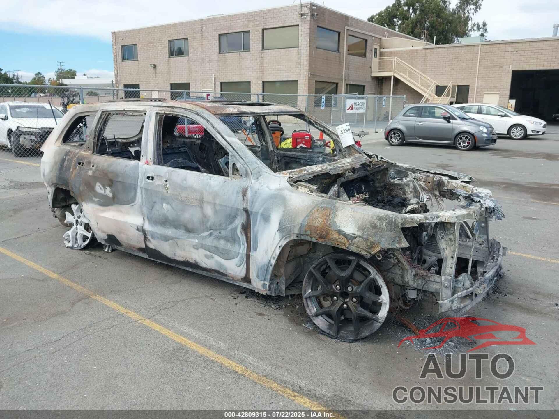 JEEP GRAND CHEROKEE 2019 - 1C4RJEBG6KC571781