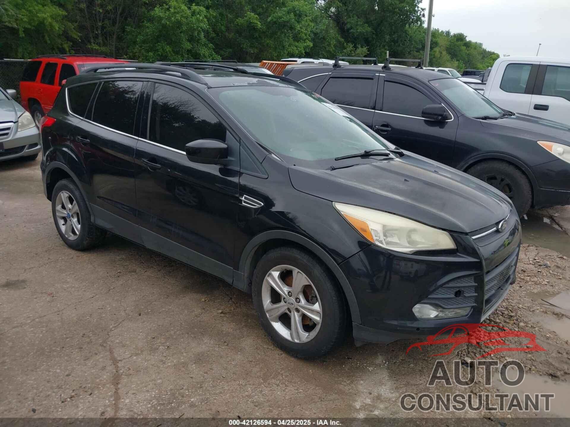 FORD ESCAPE 2013 - 1FMCU0GX5DUB68604