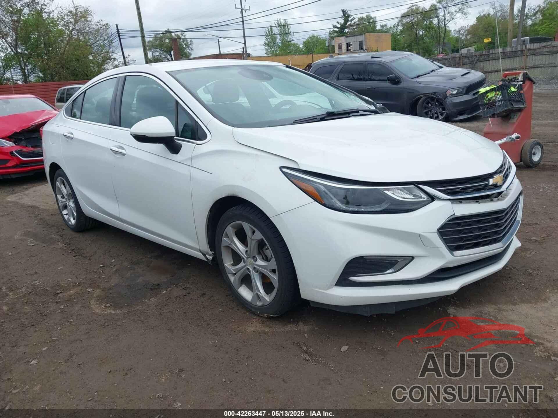 CHEVROLET CRUZE 2018 - 1G1BF5SM4J7106098