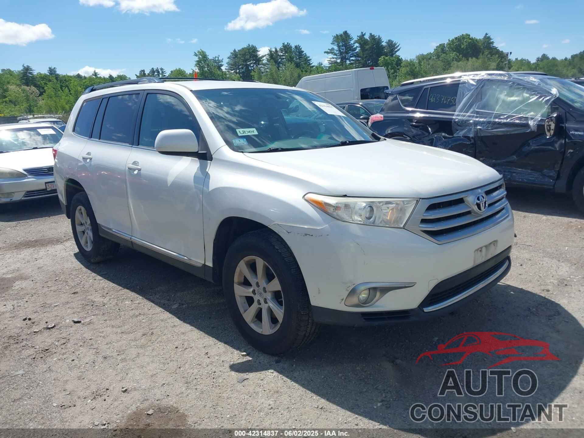 TOYOTA HIGHLANDER 2011 - 5TDBK3EH6BS071397