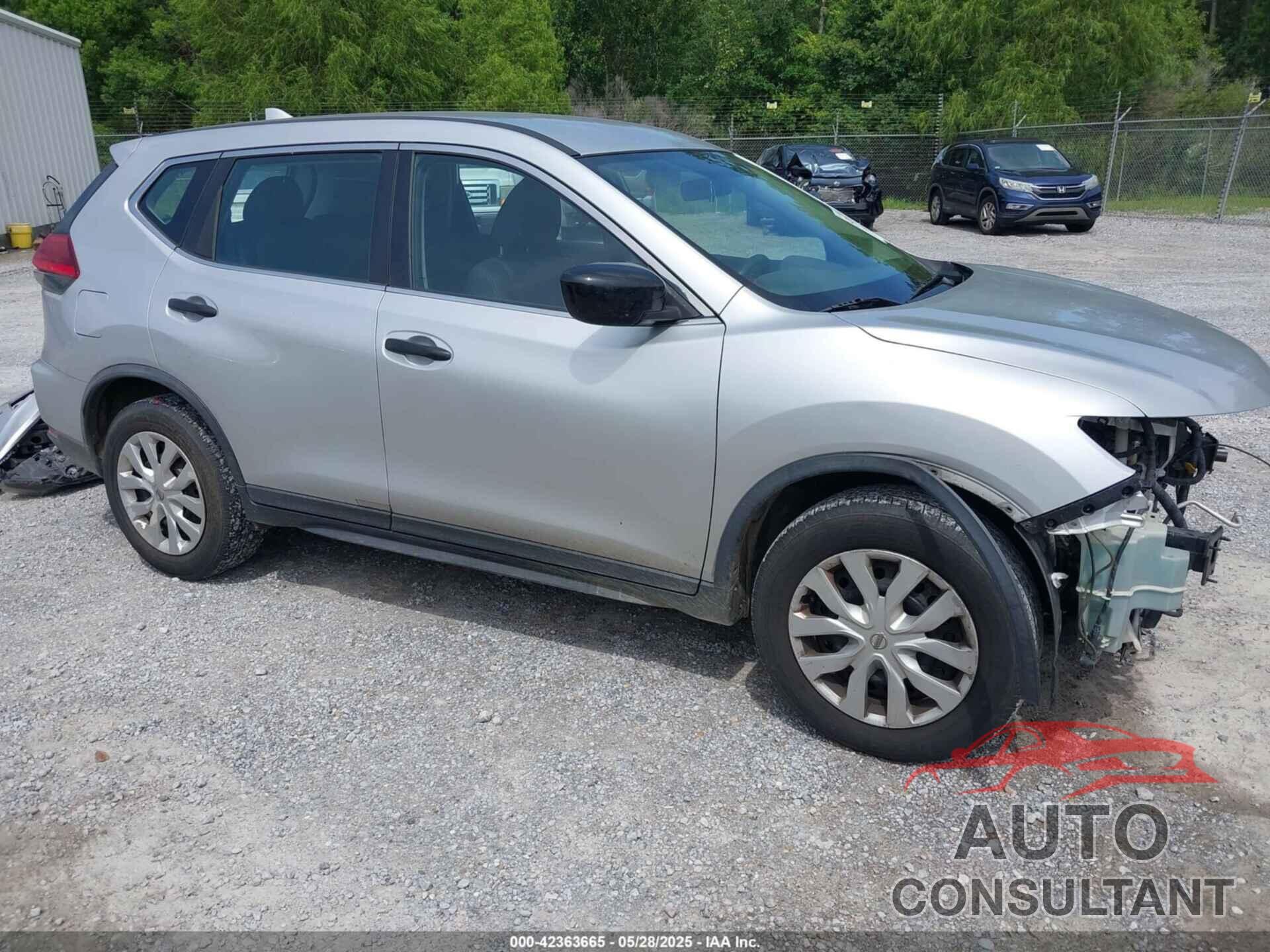 NISSAN ROGUE 2017 - KNMAT2MT8HP581178