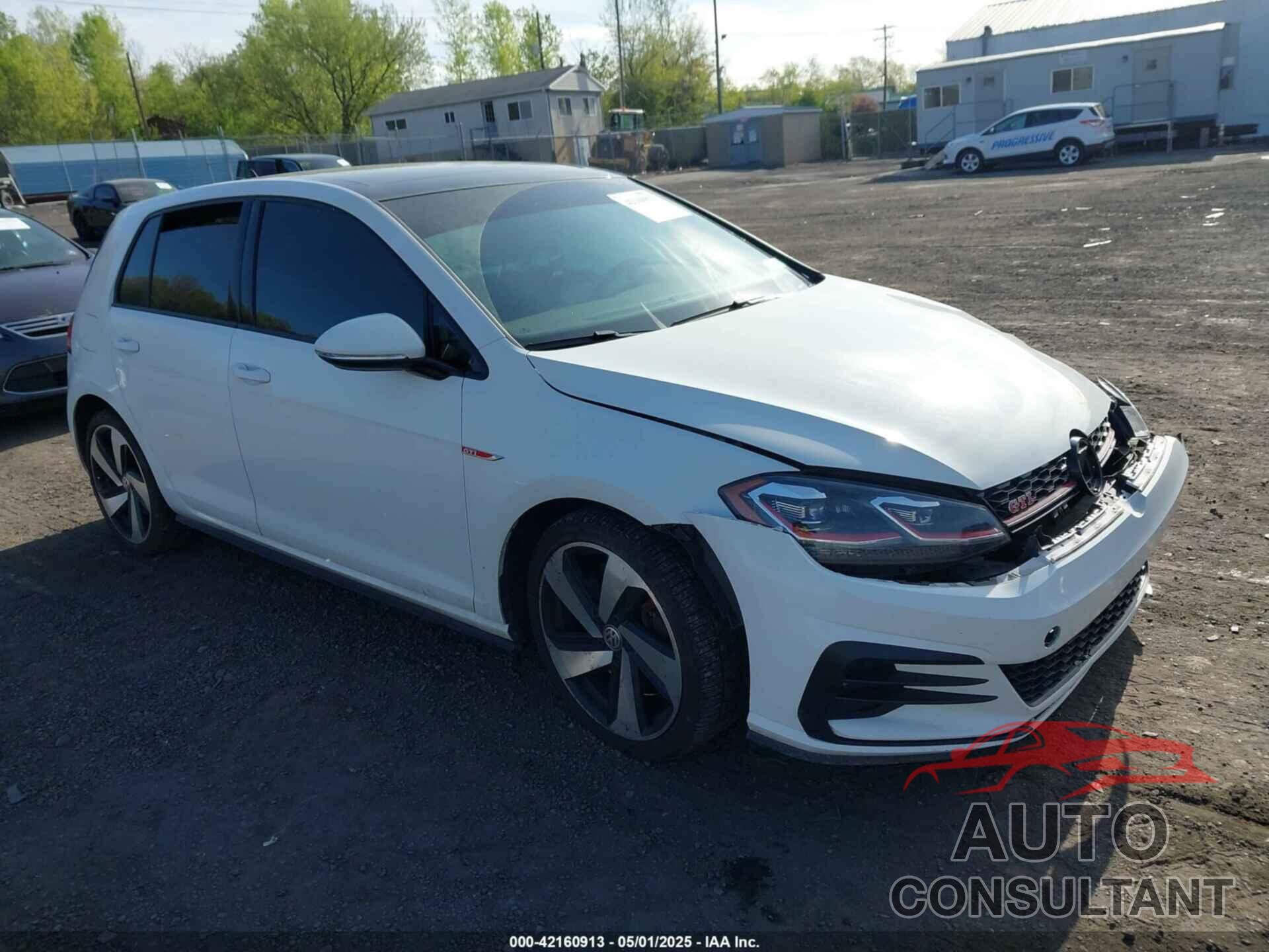 VOLKSWAGEN GOLF GTI 2019 - 3VW6T7AU9KM036164