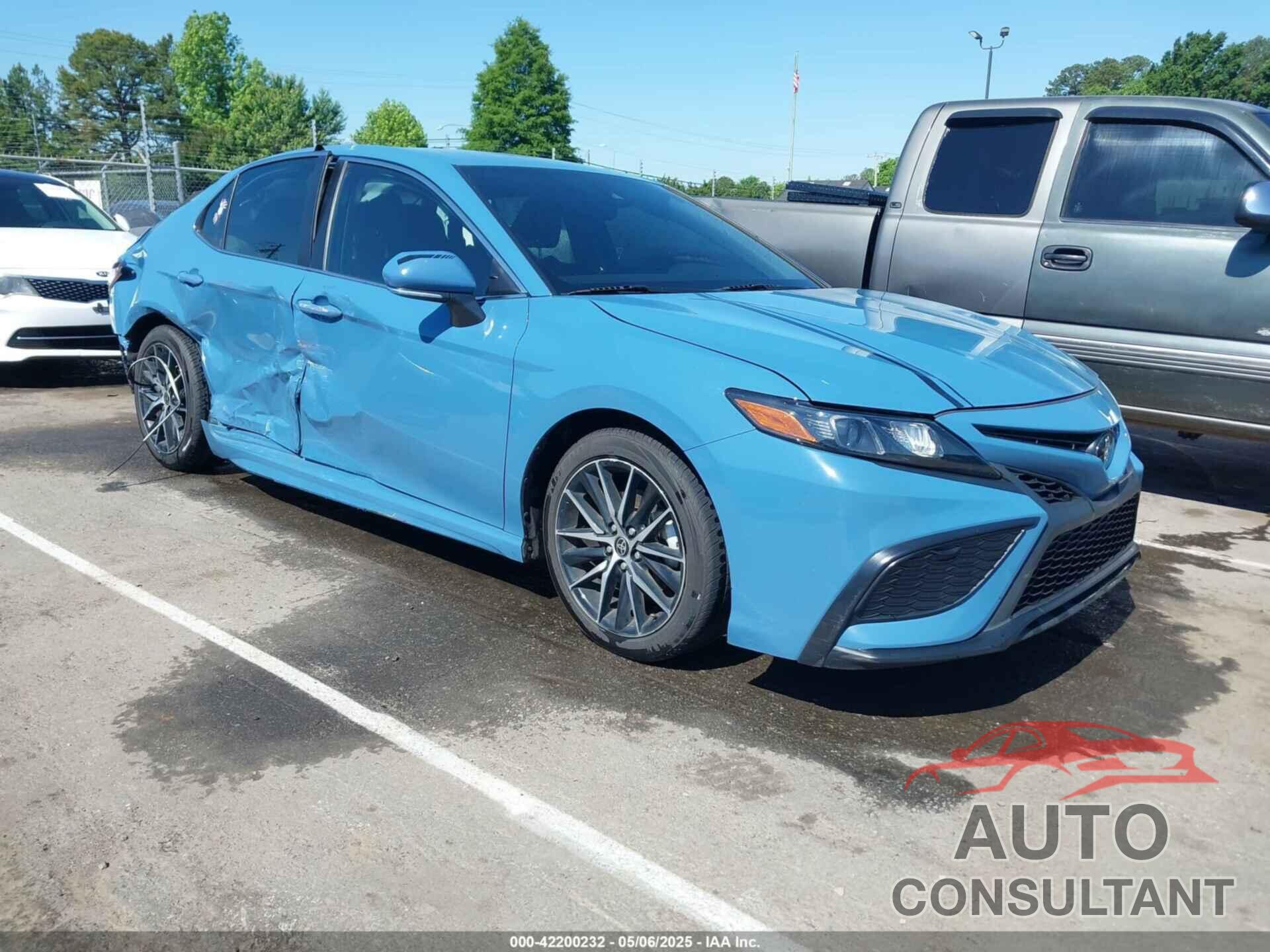 TOYOTA CAMRY 2023 - 4T1T11AK4PU131589