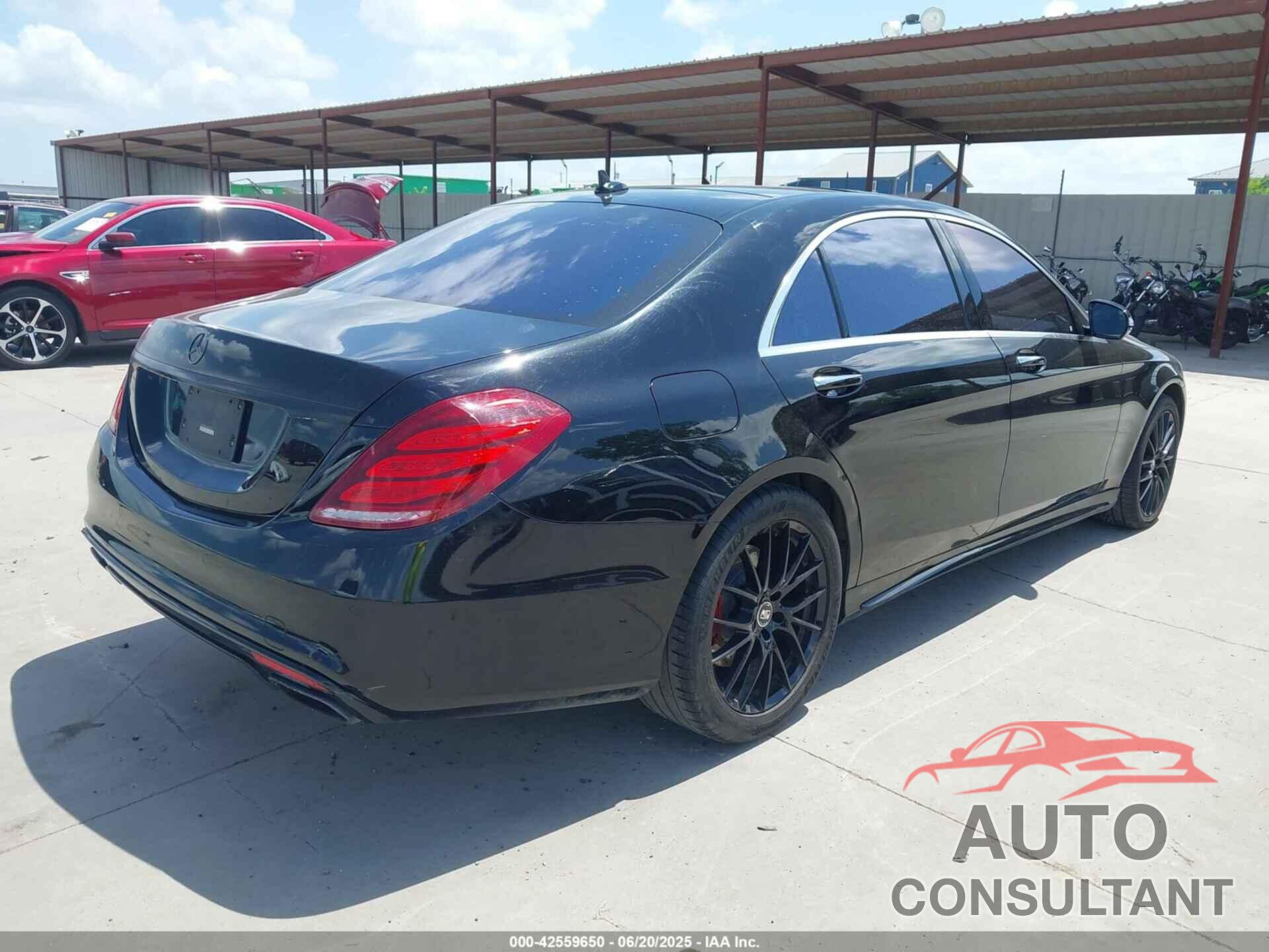 MERCEDES-BENZ S 550 2016 - WDDUG8CB8GA252730