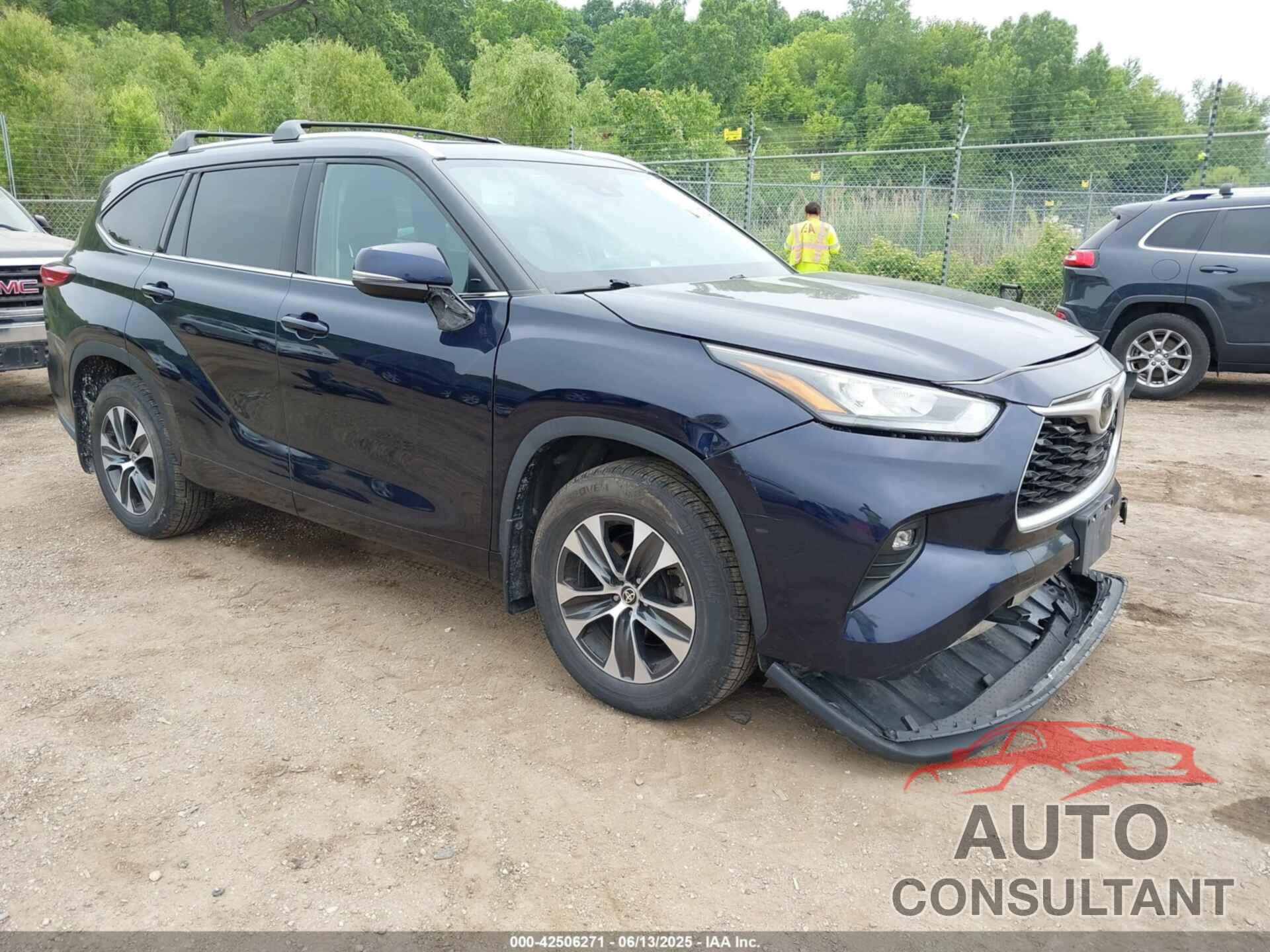 TOYOTA HIGHLANDER 2020 - 5TDHZRBHXLS015980