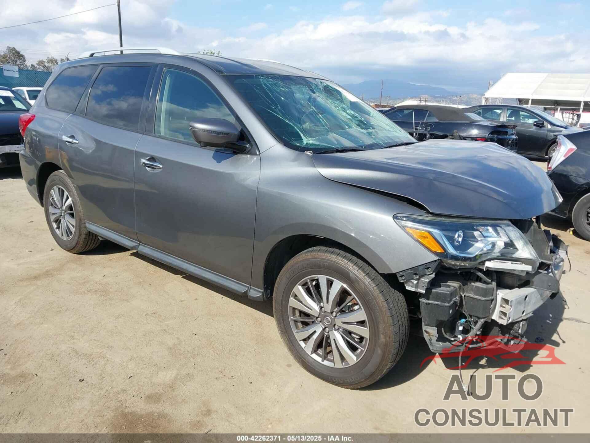 NISSAN PATHFINDER 2019 - 5N1DR2MN9KC622165