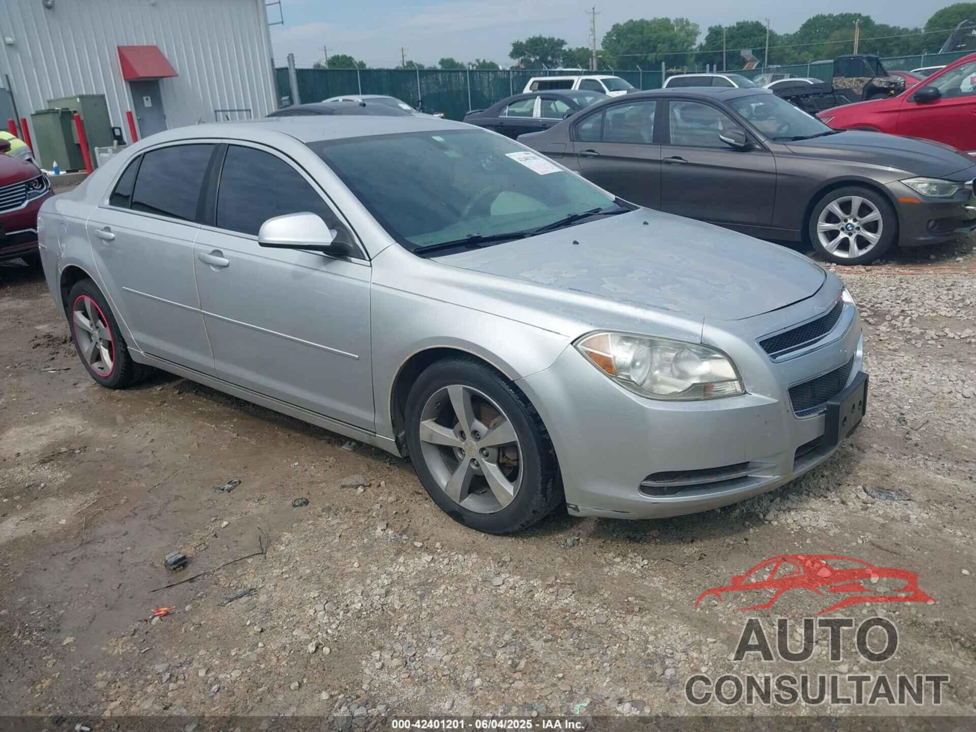 CHEVROLET MALIBU 2011 - 1G1ZC5E17BF141752