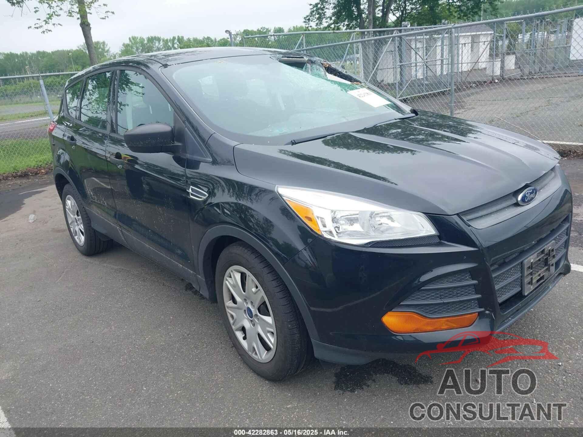 FORD ESCAPE 2015 - 1FMCU0F74FUB15705