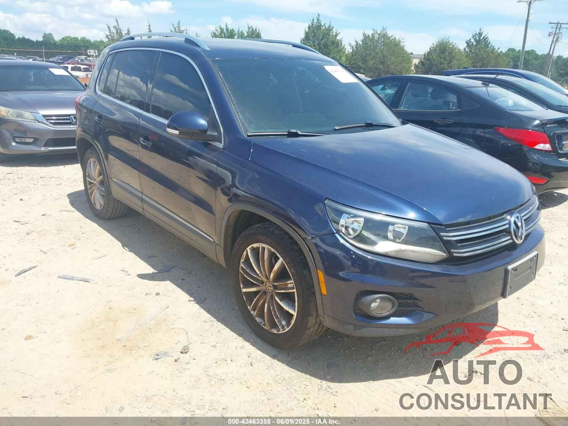 VOLKSWAGEN TIGUAN 2012 - WVGAV7AX7CW534703
