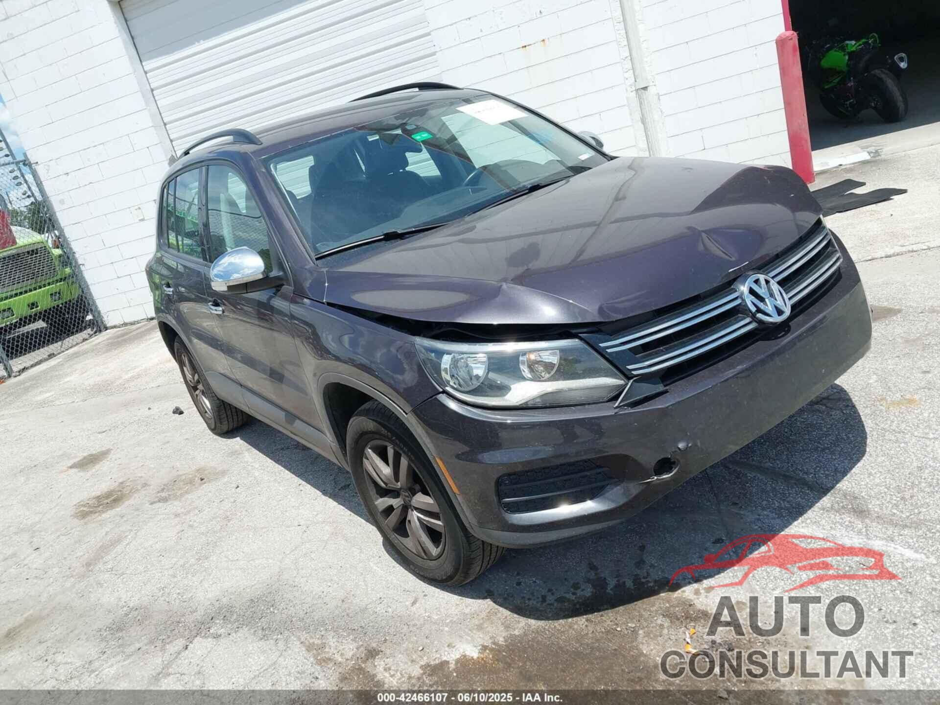 VOLKSWAGEN TIGUAN 2016 - WVGAV7AX6GW601958