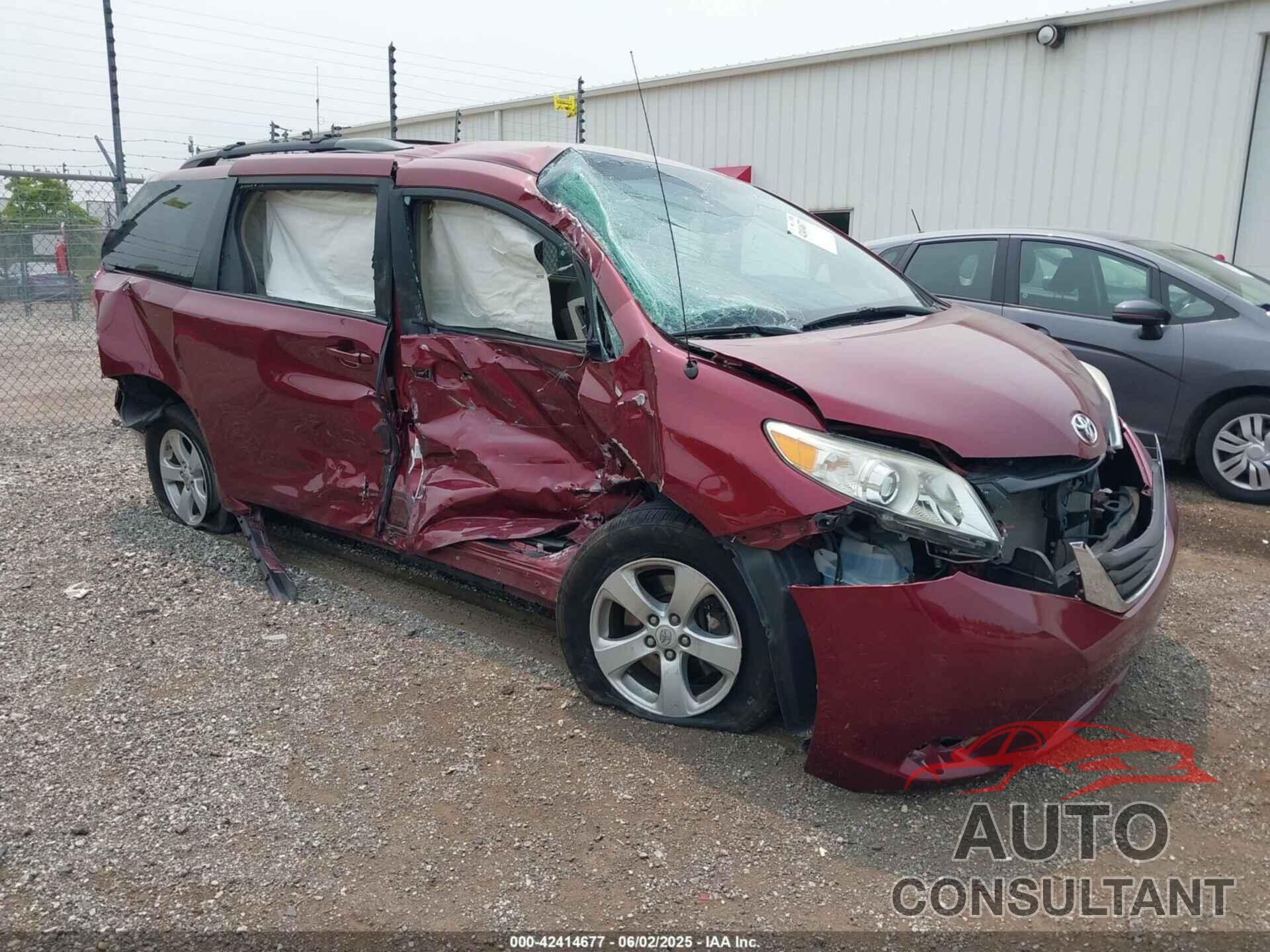 TOYOTA SIENNA 2012 - 5TDKK3DC1CS213064