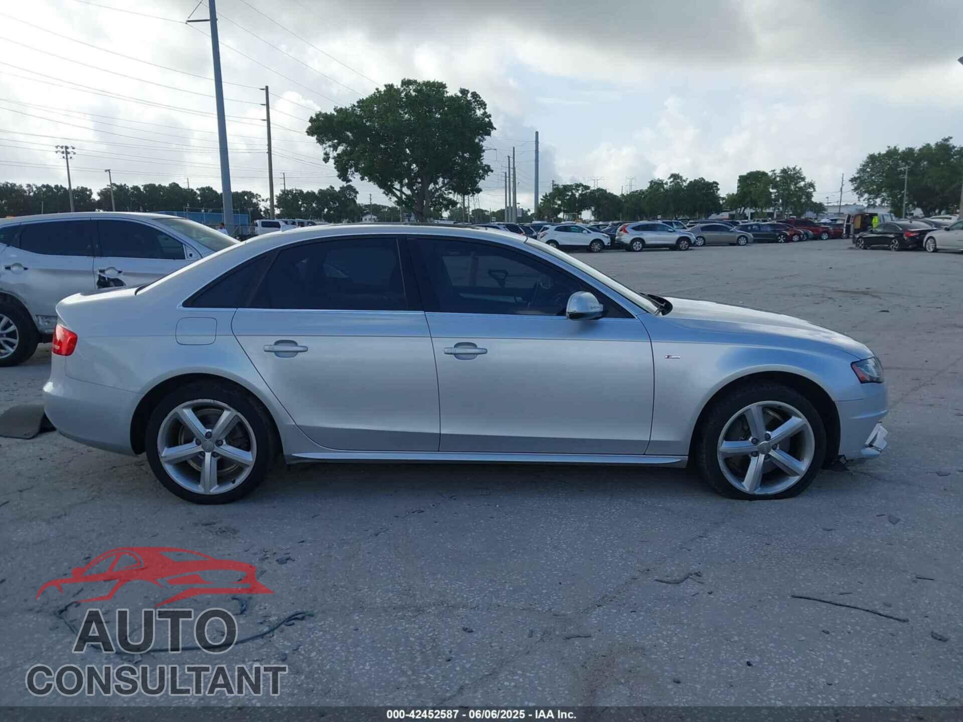 AUDI A4 2012 - WAUFFAFL1CA112432