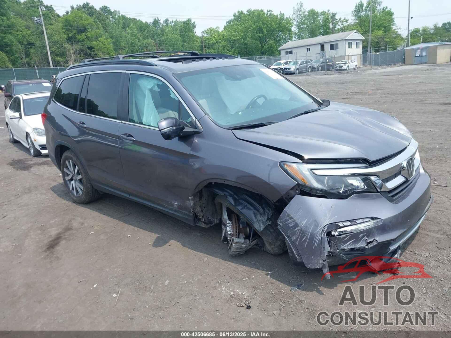 HONDA PILOT 2020 - 5FNYF6H53LB033696