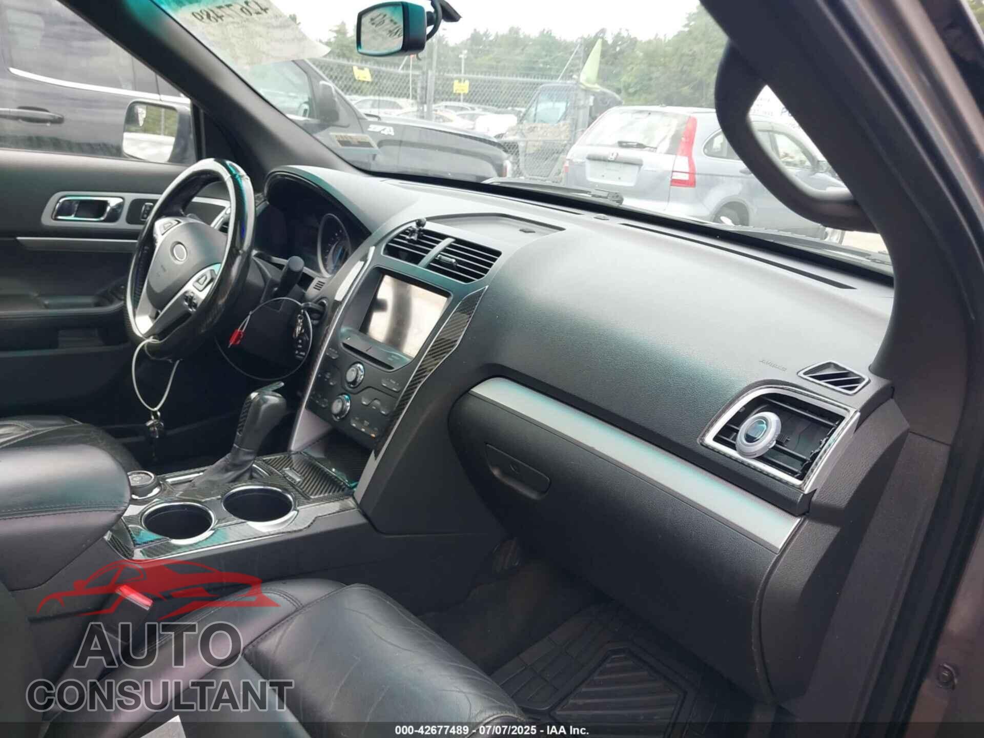 FORD EXPLORER 2011 - 1FMHK8D82BGA77941