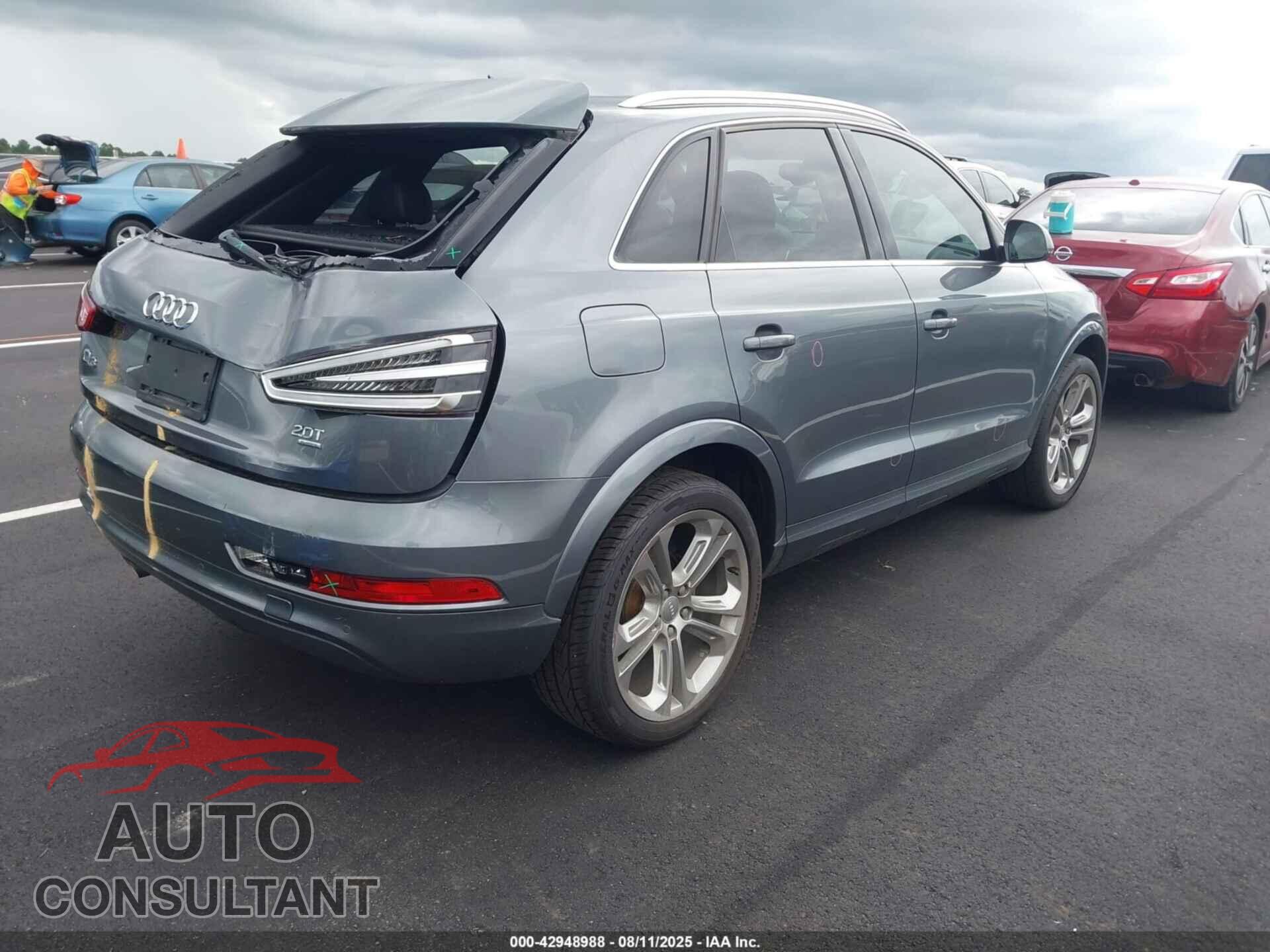 AUDI Q3 2015 - WA1GFCFS6FR005564