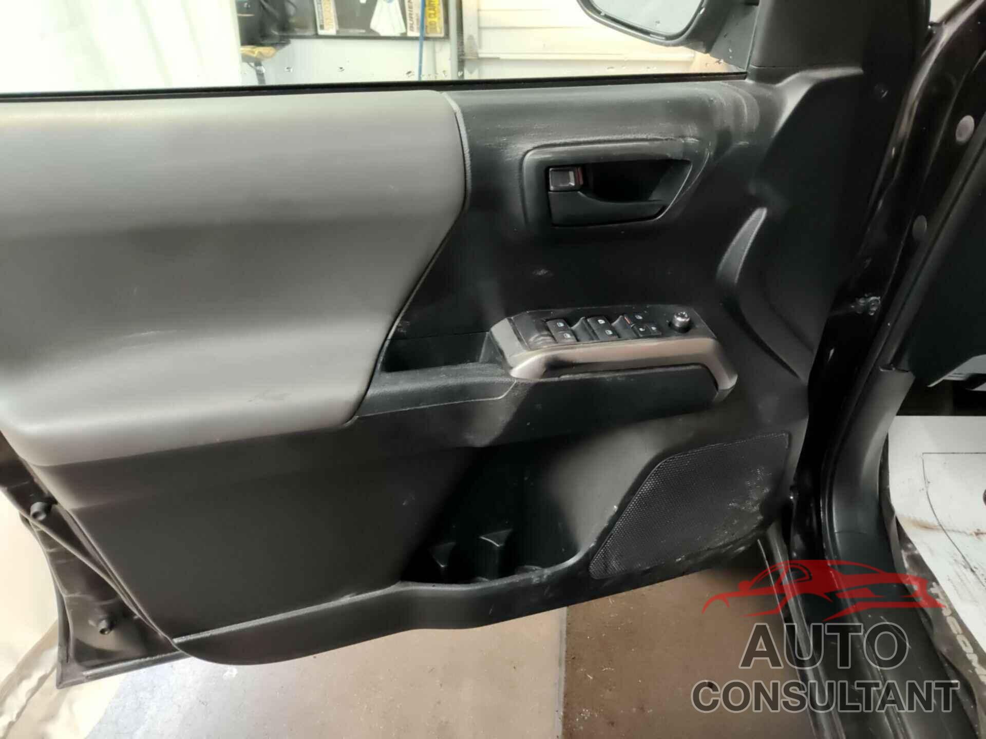 TOYOTA TACOMA 2017 - 3TMDZ5BN6HM021246