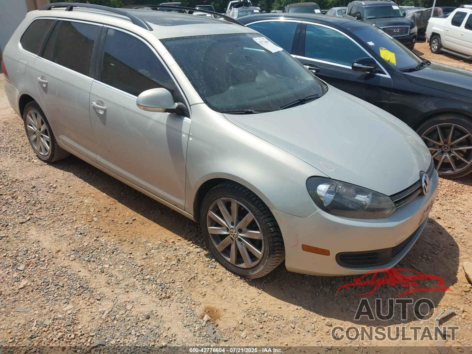VOLKSWAGEN JETTA SPORTWAGEN 2011 - 3VWPL7AJ2BM661080