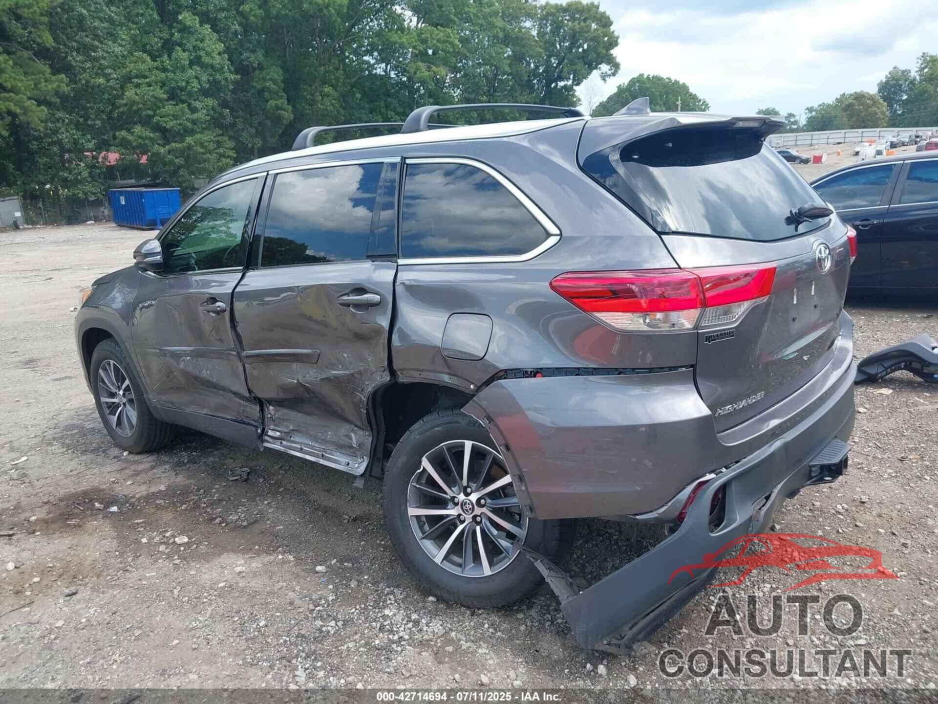 TOYOTA HIGHLANDER 2019 - 5TDKZRFH7KS318956