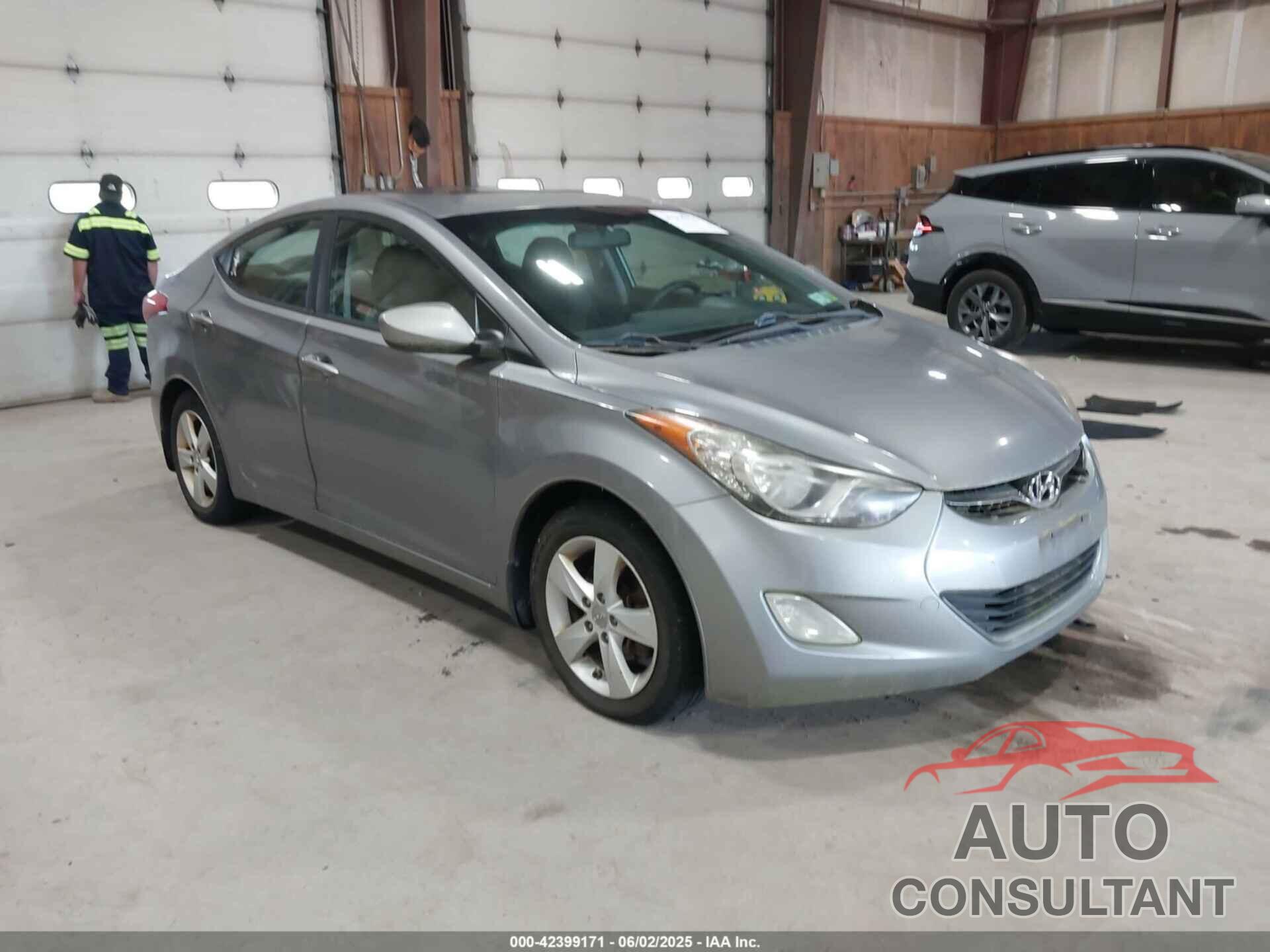 HYUNDAI ELANTRA 2013 - KMHDH4AE6DU552043