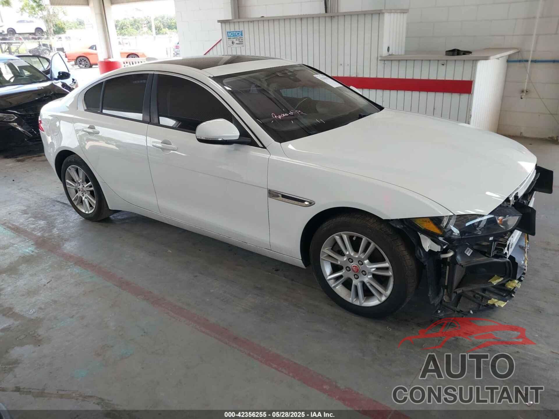 JAGUAR XE 2018 - SAJAD4FX2JCP23080
