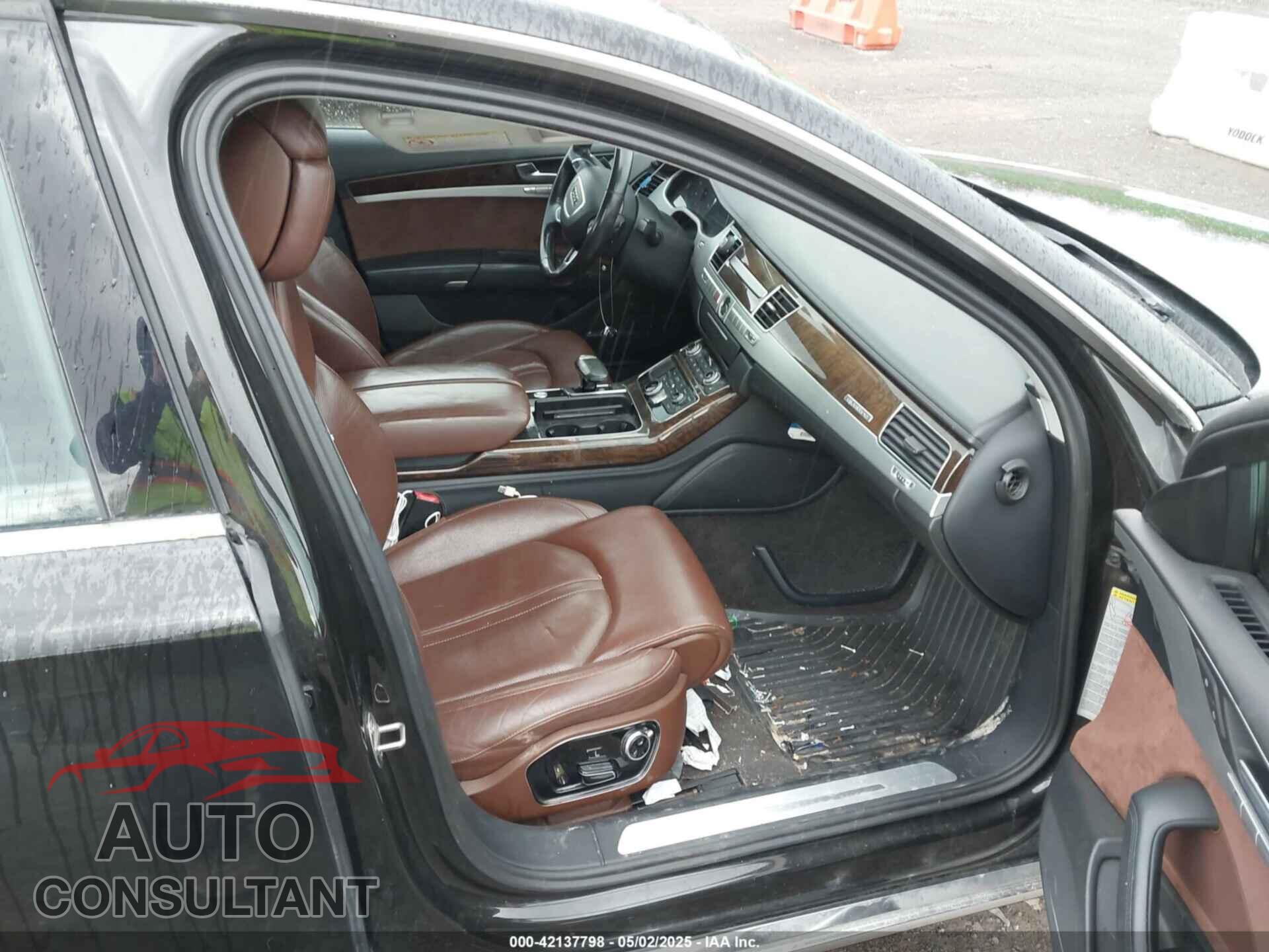 AUDI A8 L 2013 - WAUR2AFD5DN006805