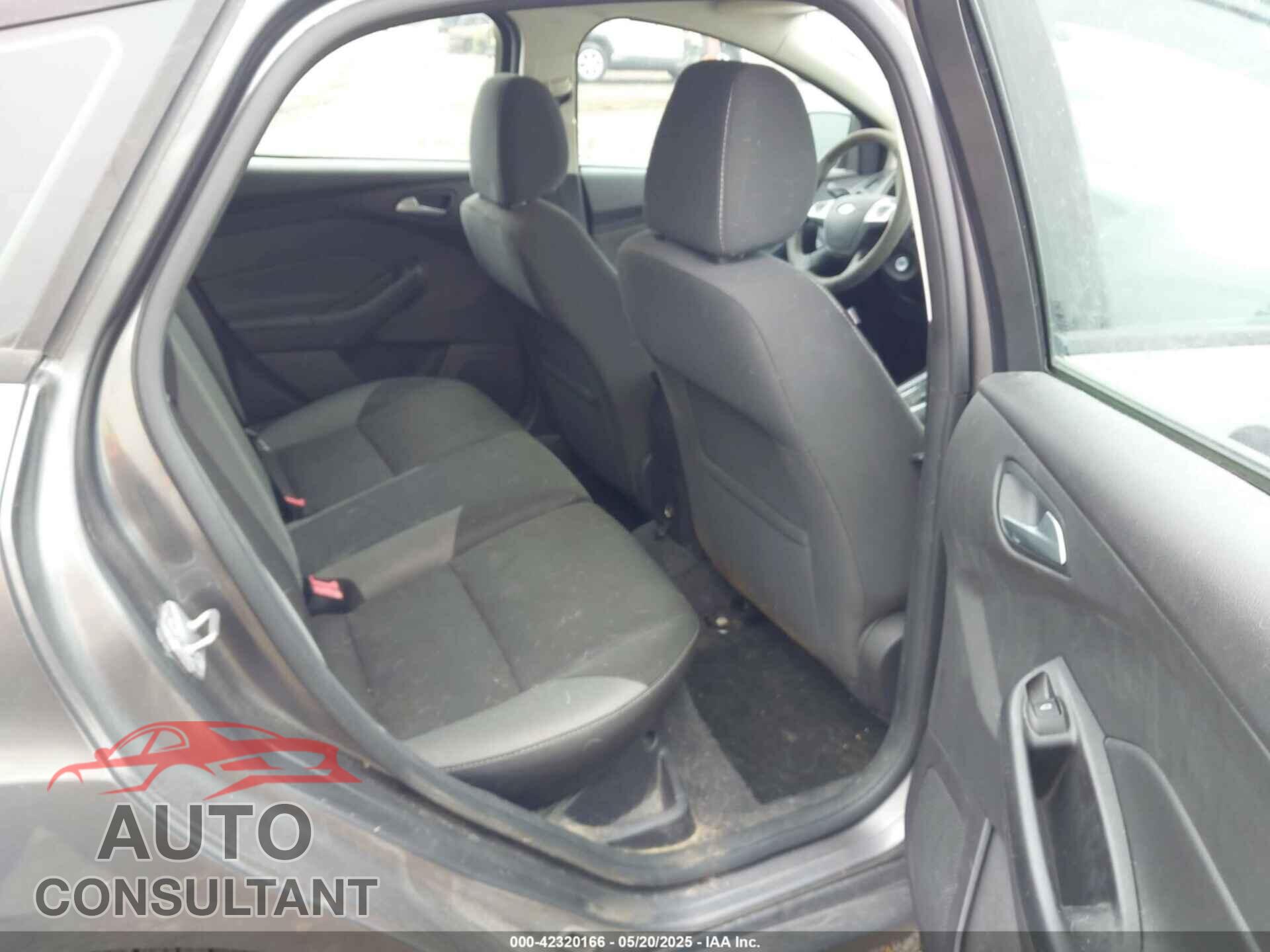 FORD FOCUS 2014 - 1FADP3K28EL117835
