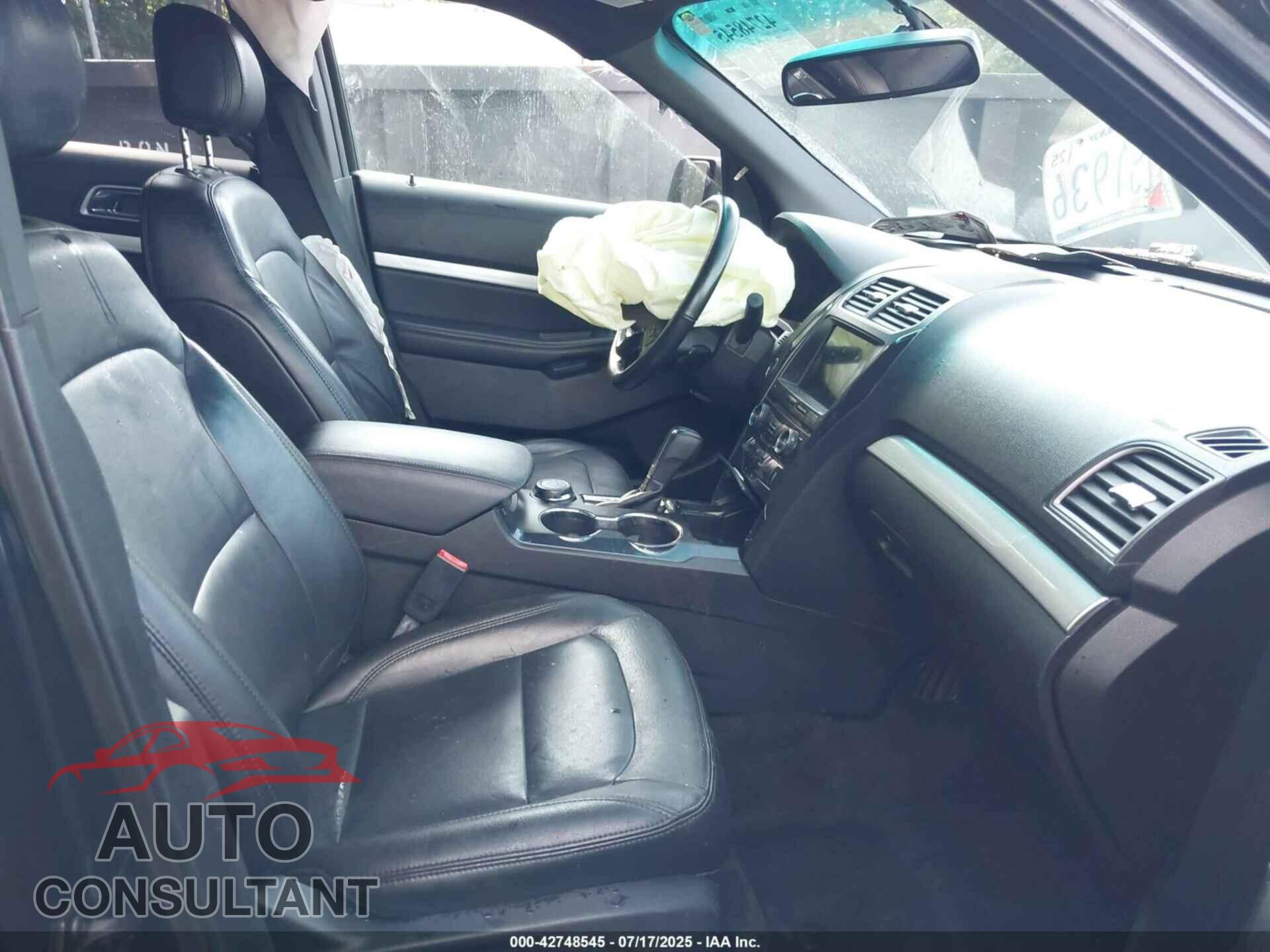 FORD EXPLORER 2017 - 1FM5K8D88HGA26228